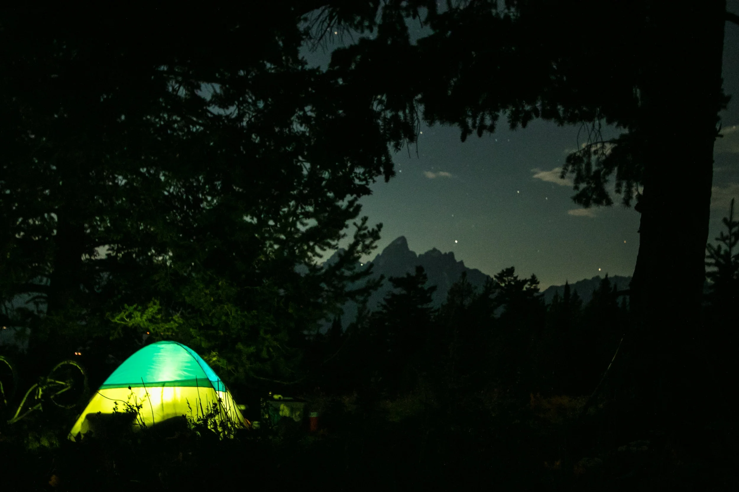  Sleeping amongst giants. The Grand Tetons 