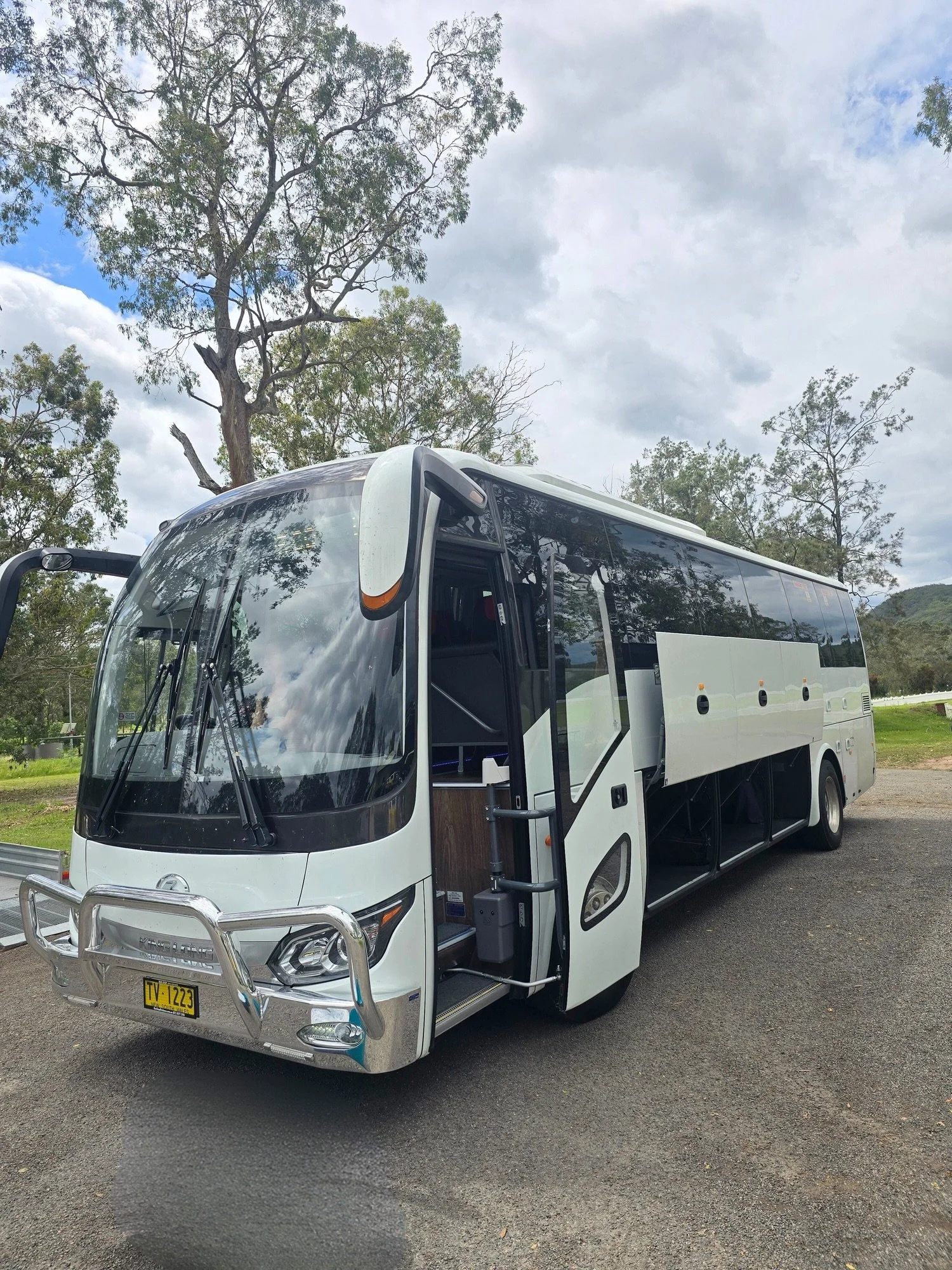 Urban Legends 41-seater luxury coach for a Southern Highlands wedding