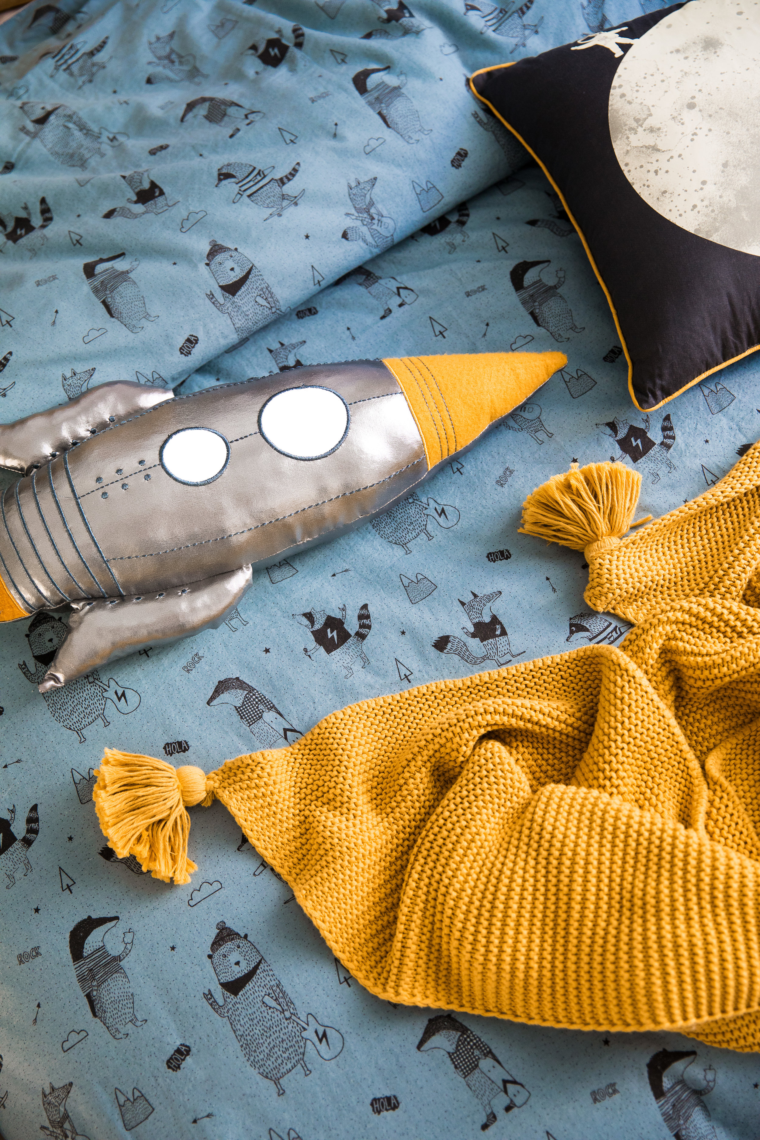 Little Liberty - Stonewash Badger Look 2 overhead AS18.jpg