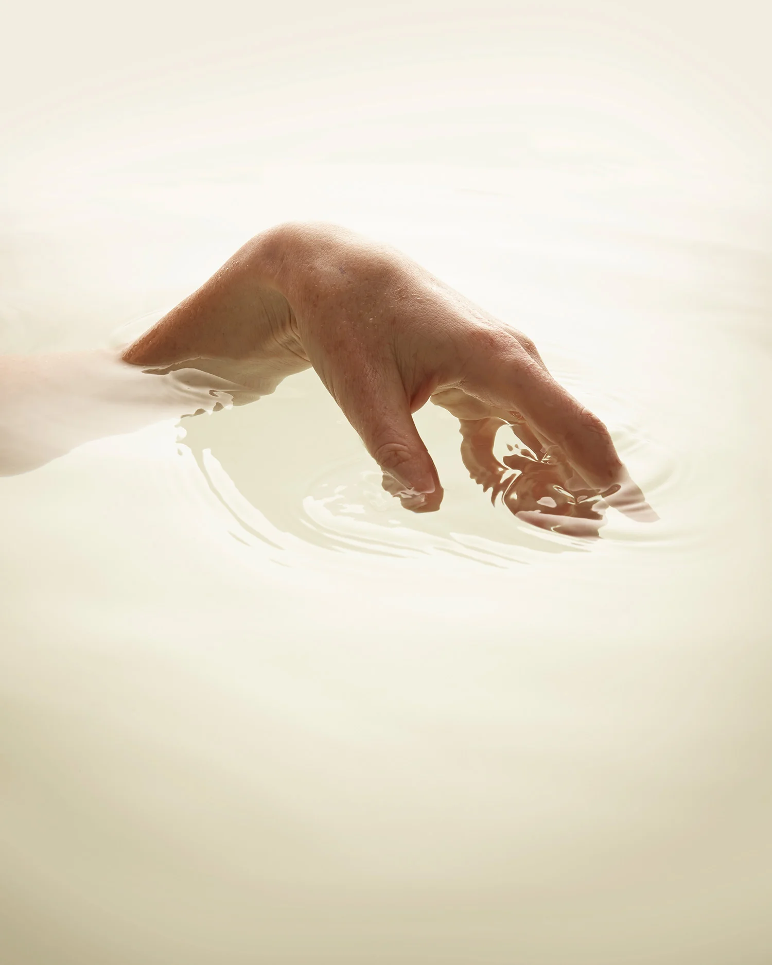 08_Surface Tension.jpg