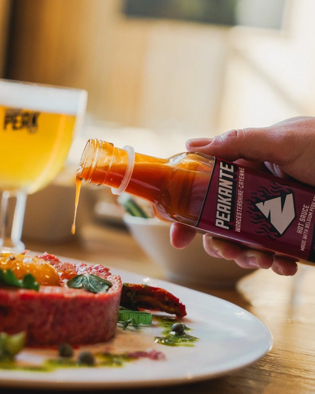 LES PEAKANTES &ndash; LE CADEAU QUI R&Eacute;CHAUFFE🌶️🍻🔥 
&Agrave; glisser sous le sapin ou &agrave; poser fi&egrave;rement sur la table de f&ecirc;te&hellip;

Un trio aussi gourmand que br&ucirc;lant pr&eacute;par&eacute; par @deux_mains_traiteur