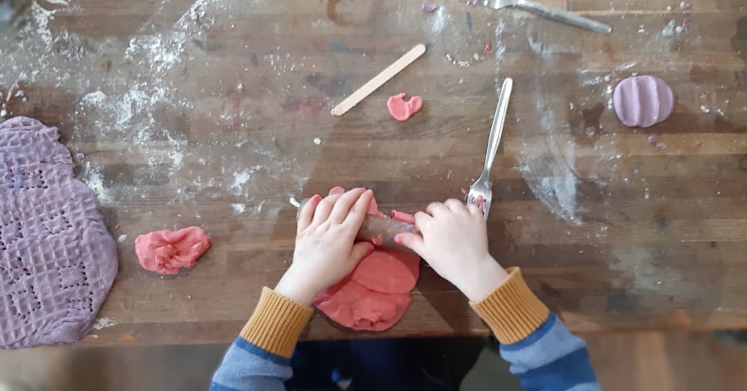 We love exploring the play dough using different resources from around the classroom!

Having discovered how many marks we could make in the mud a few weeks ago, we thought it would be fun to try this with the play dough too!

Footprints, cutting and
