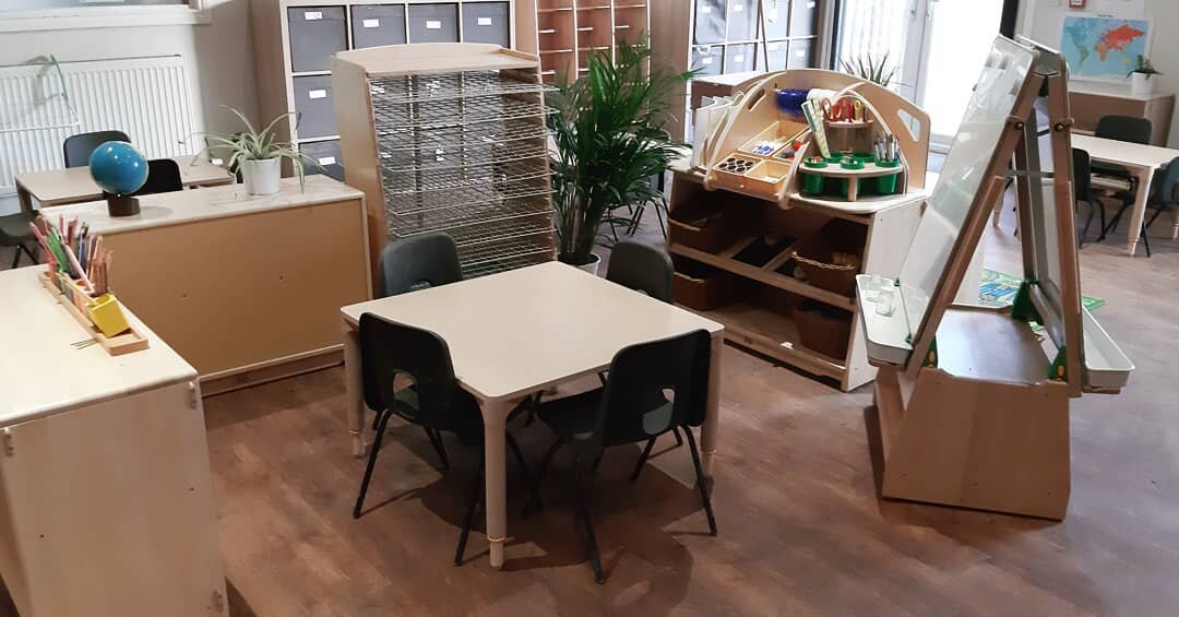 We have loved exploring our beautiful new classroom environments today! 💚

#hampshiredaynursery #exploring