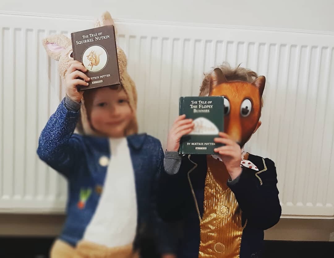It's World Book Day🦸&zwj;♀️👻👨&zwj;🚀👸

Today the children brought in their favourite book from home and shared it with their friends.
 What's your favourite story? 📖

#worldbookday #dressingup #immagination #everydayextraordinary #kidslovenature