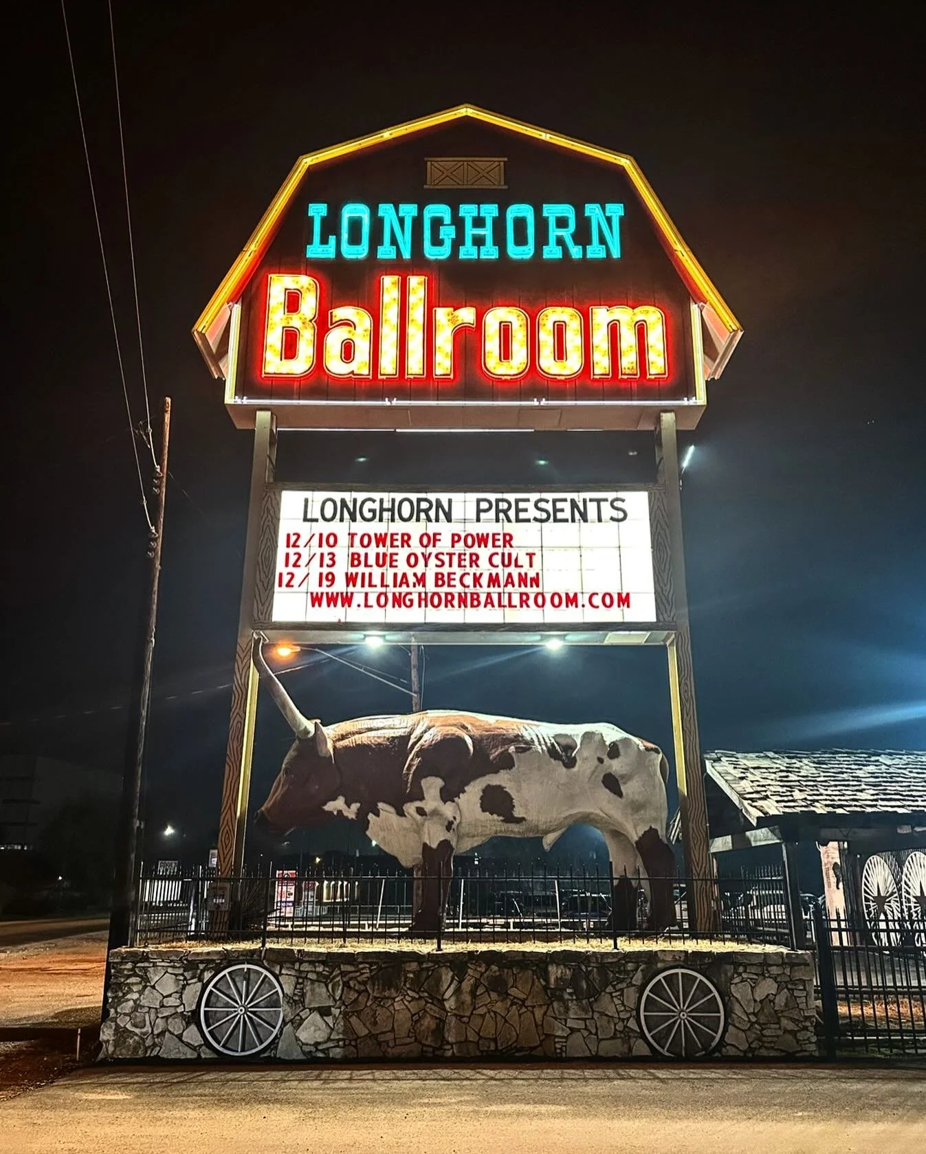 Coming Soon: 12.10 - @towerofpower, 12.13 - @theamazingboc, 12.19 - @williambeckmann with @juliannarankinmusic. Tickets are still available online at prekindle.com #longhornballroom