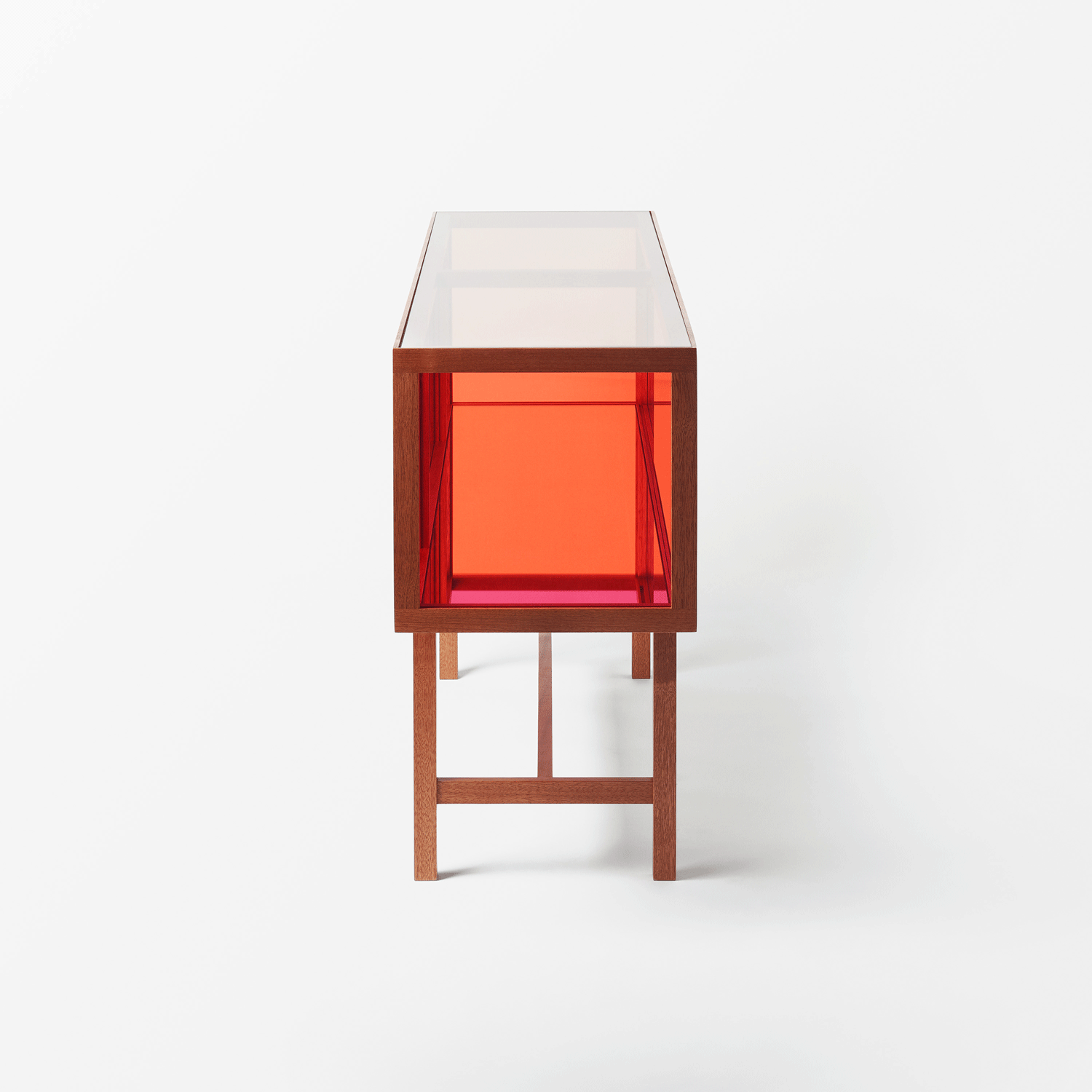 Svenskt_Tenn_Sideboard_Kvintett_Wood_Glass_Eva_Schildt_5.gif