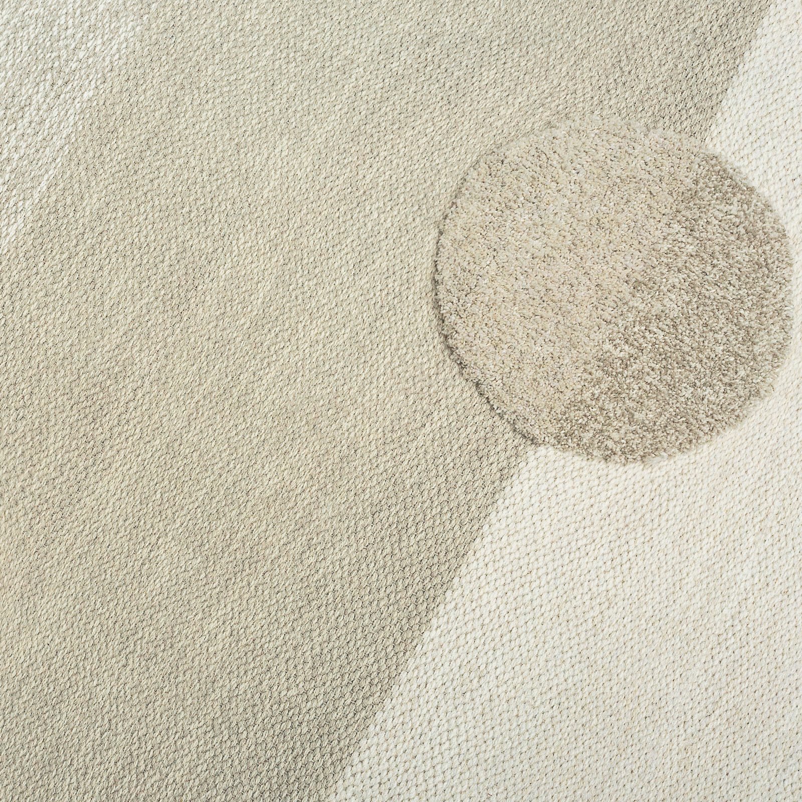 POMPOM Large created by Eva Schildt, white and beige (12).JPG