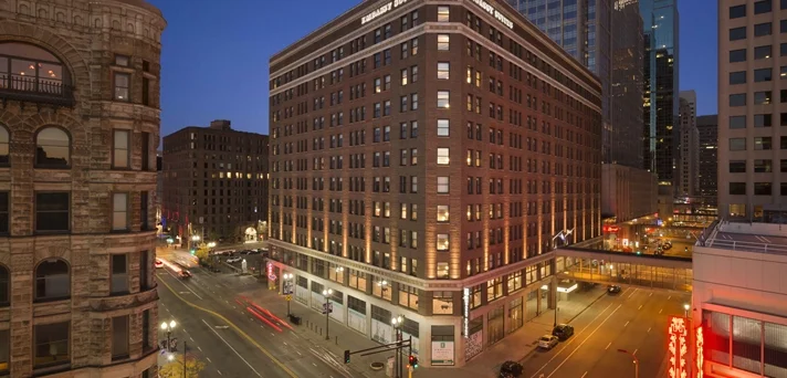 Embassy Suites by Hilton Minneapolis