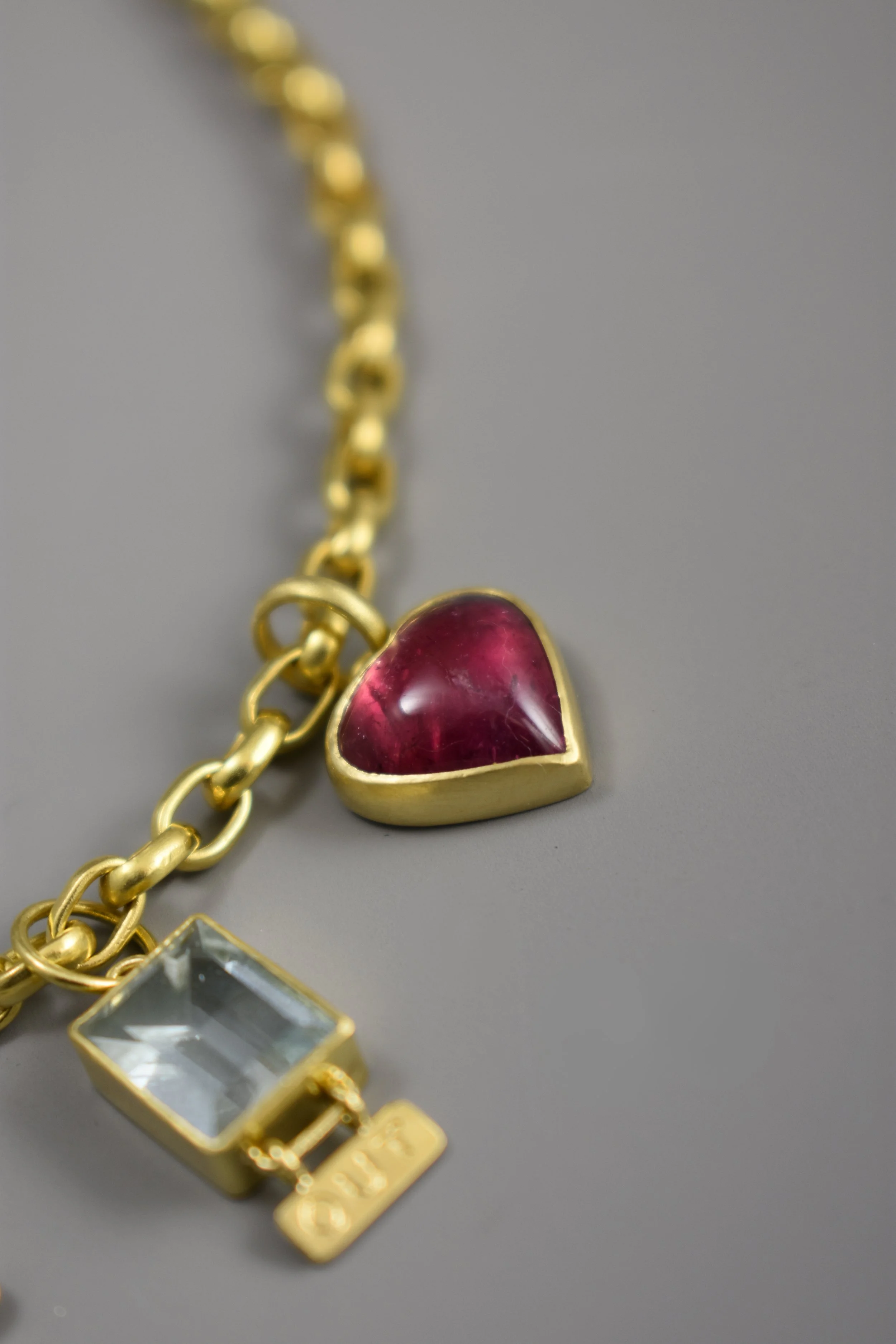 heart cab detail.JPG