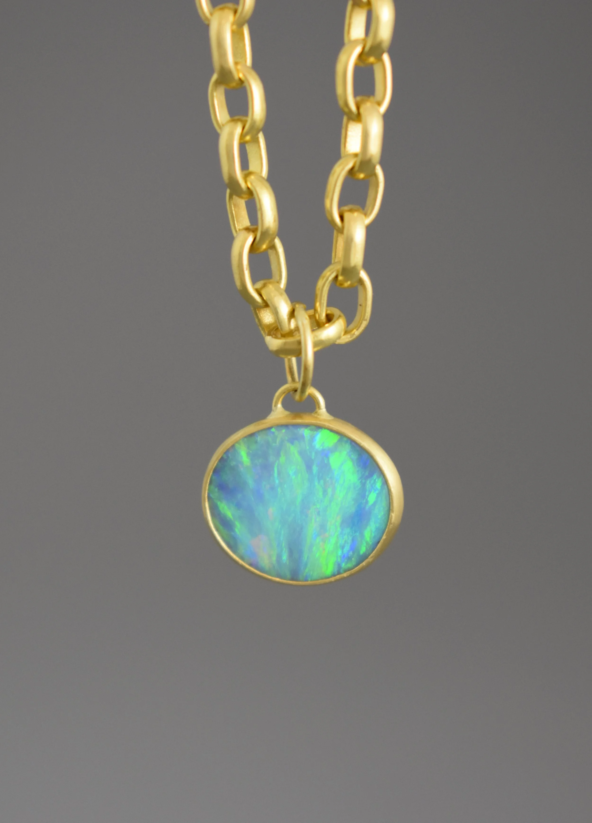 crystal opal oval.JPG