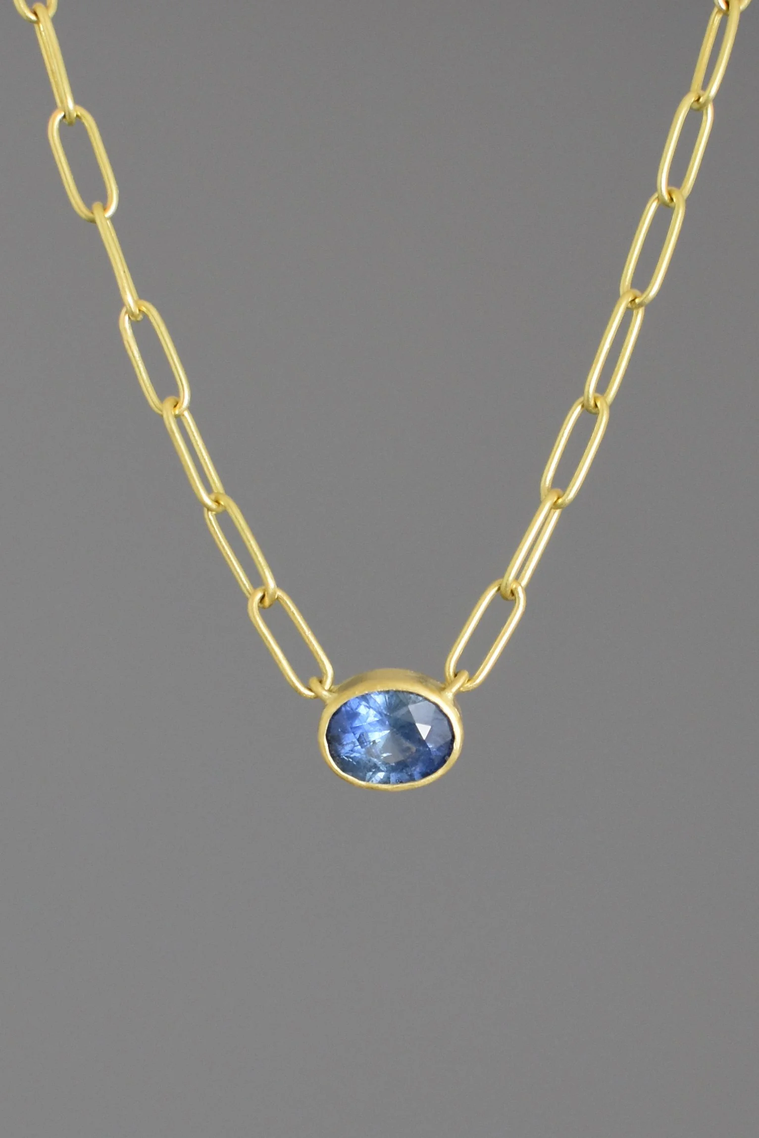 sapphireovalnecklace.JPG