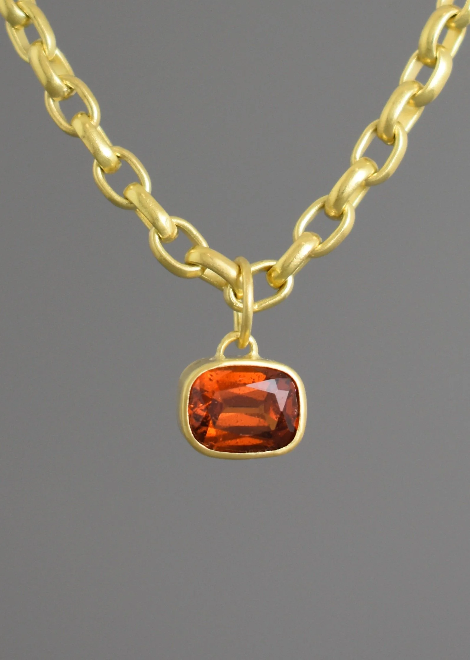 Hessonite Garnet Pendant, 18k gold