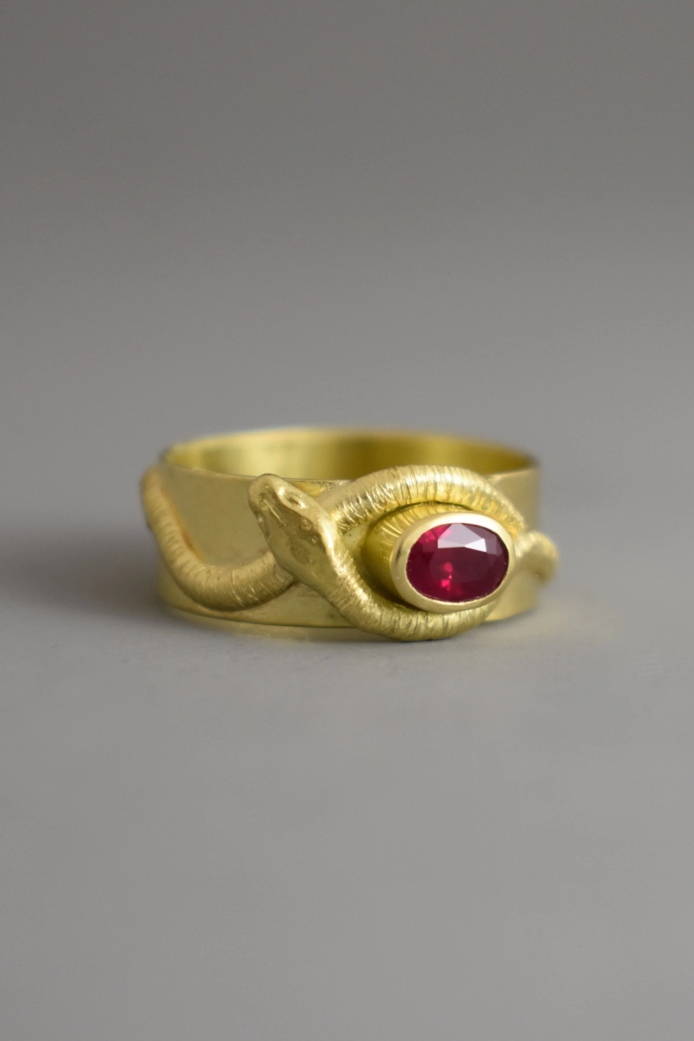 ruby snake ring2.JPG