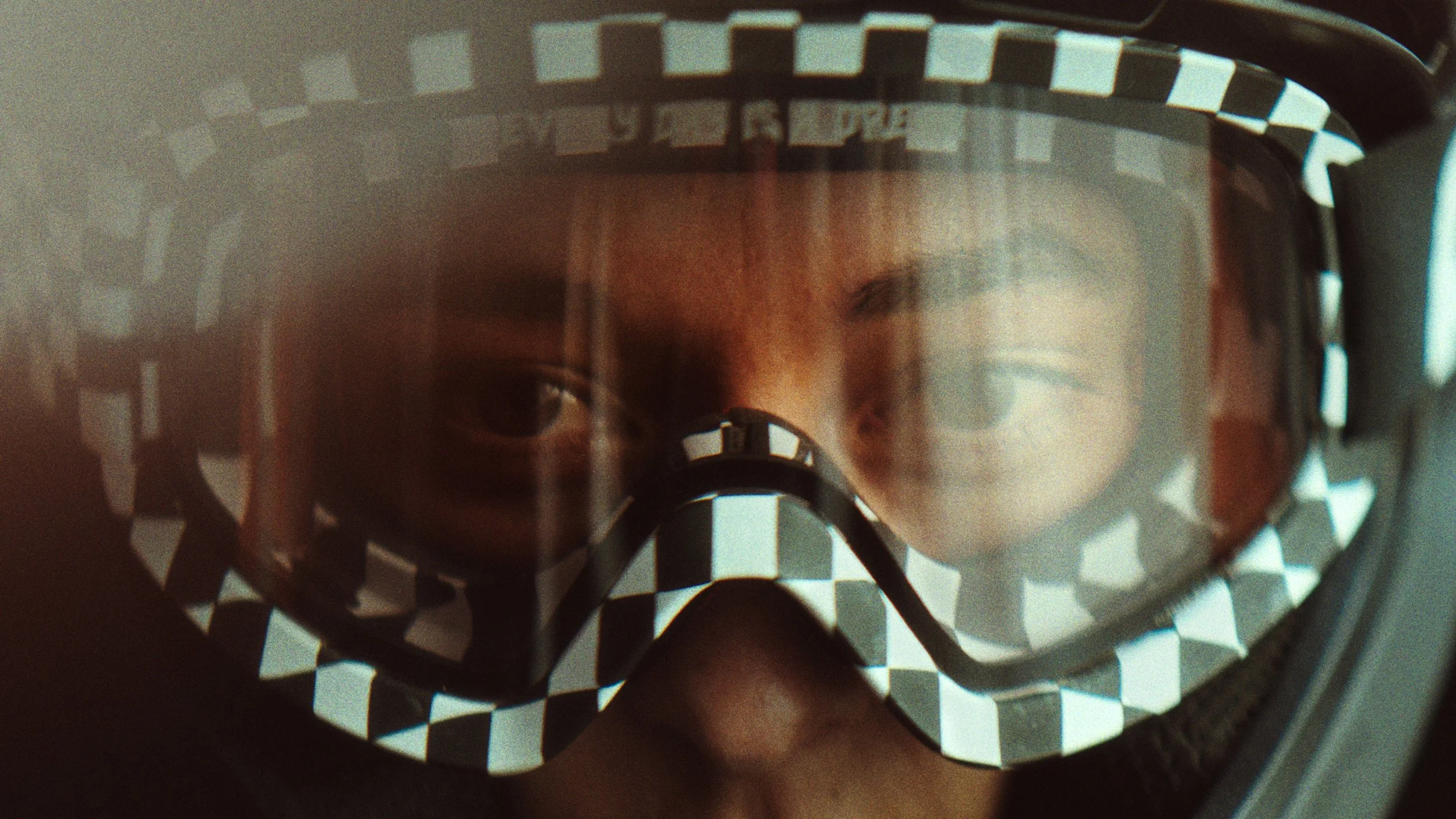 POC – Robin Goomes Editions