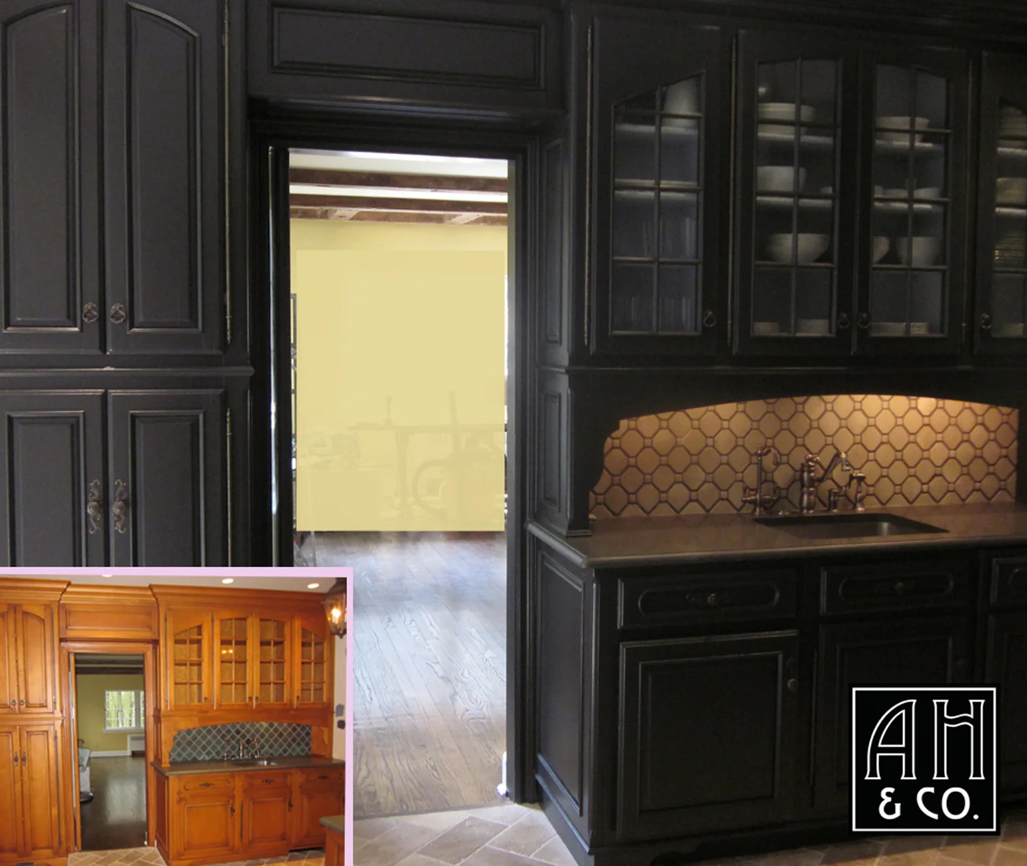 TRADITIONAL KITCHEN CABINETS IN MODERN BLACK
