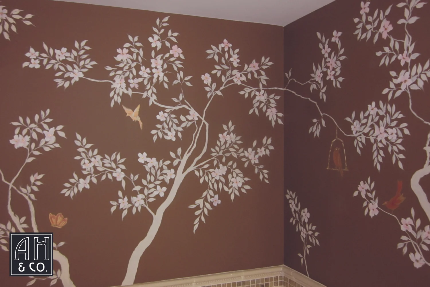 HAND PAINTED NATURAL SCENE MURAL