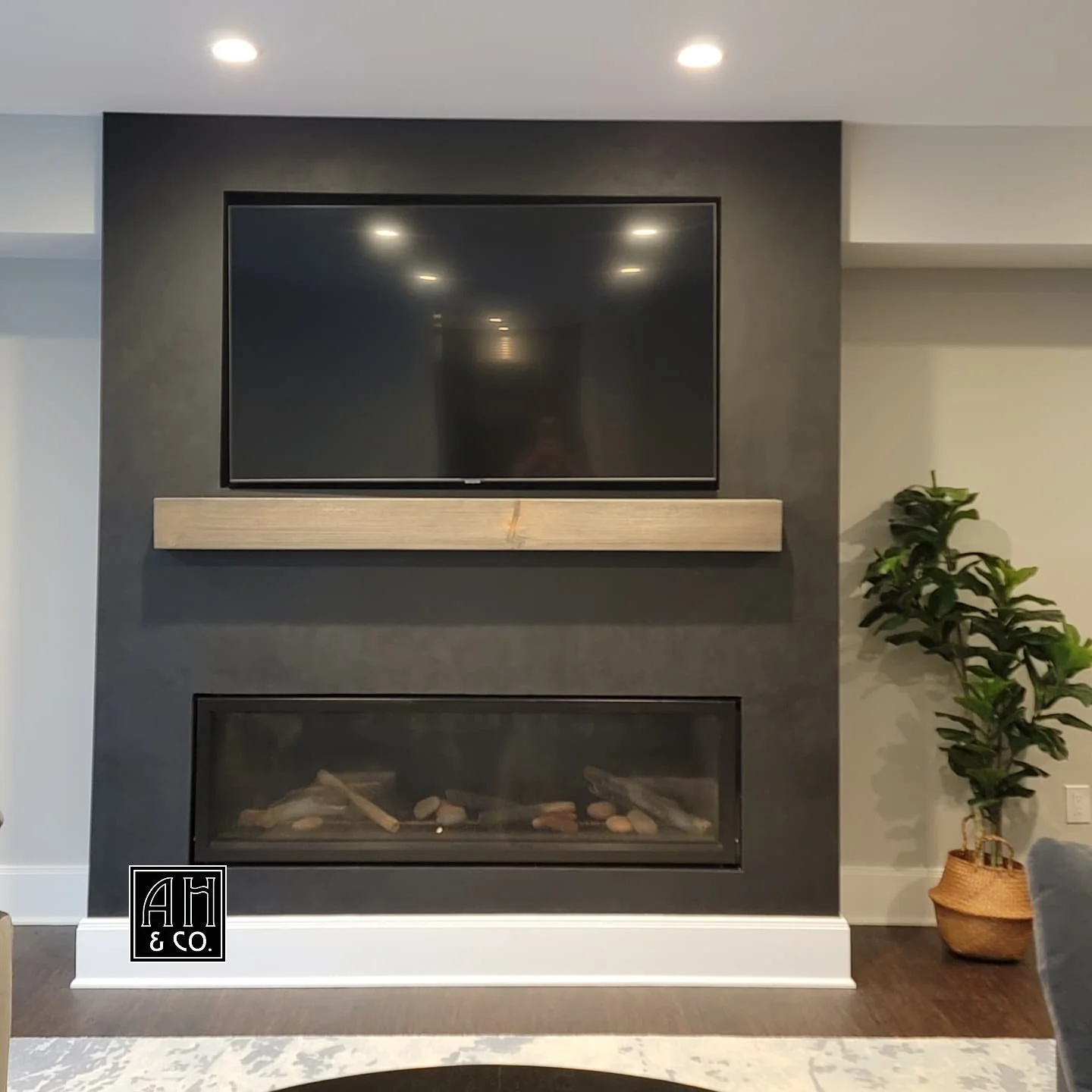 Dark Charcoal Roman Clay Mantle