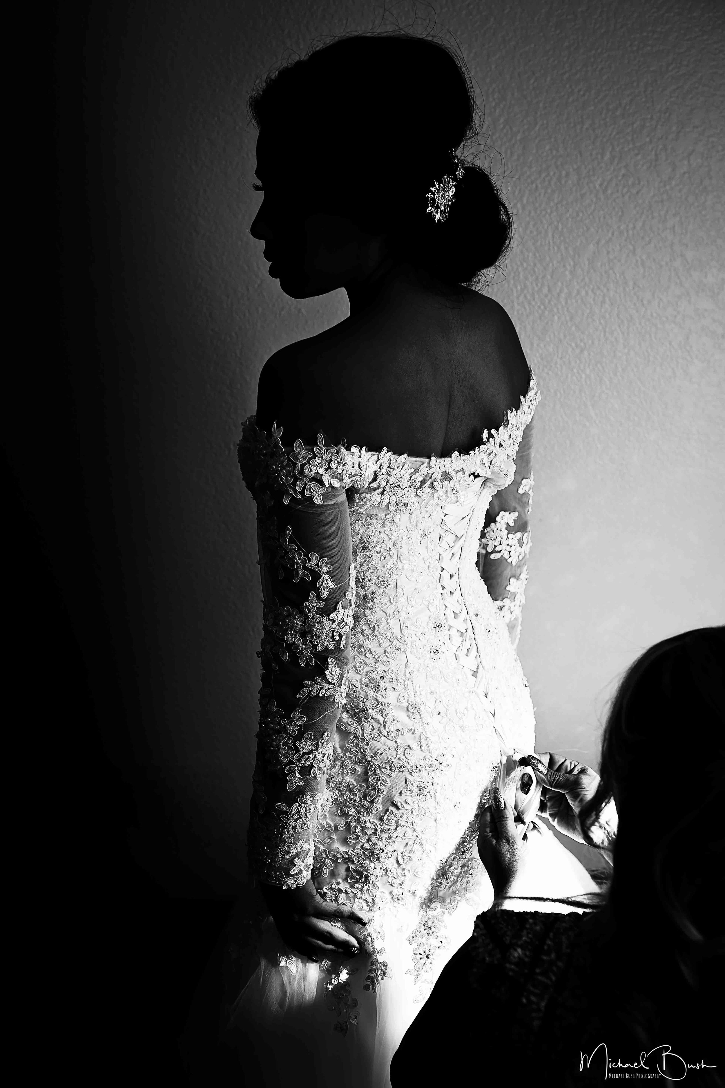Wedding-Details-Bride-Fort Worth-colors-Getting Ready-MUA-brides-b&w-dress-weddingdress-fashion-waiting.jpg