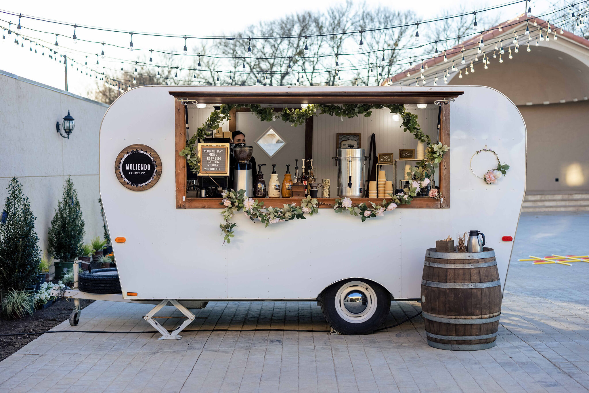 rustic-chic-coffee-truck-wedding.jpeg