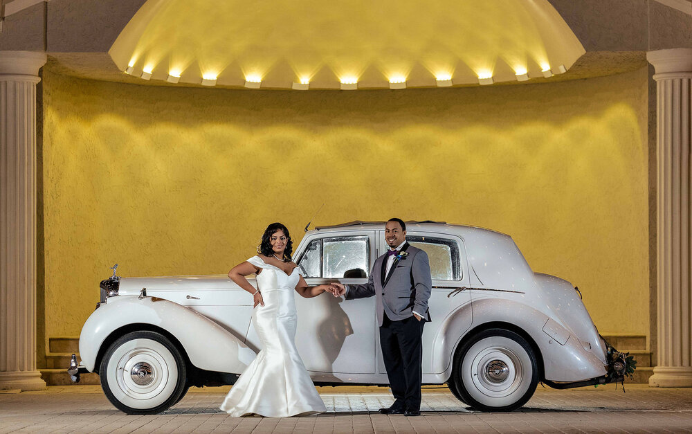 vintage-car-wedding.jpeg