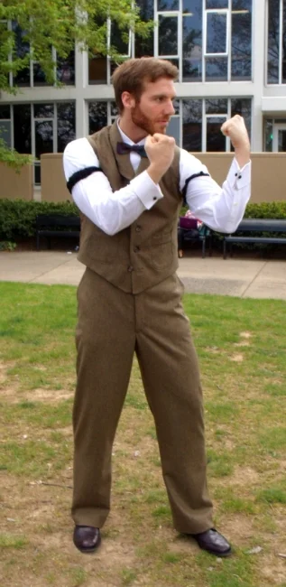  View of the trousers and the vest. 