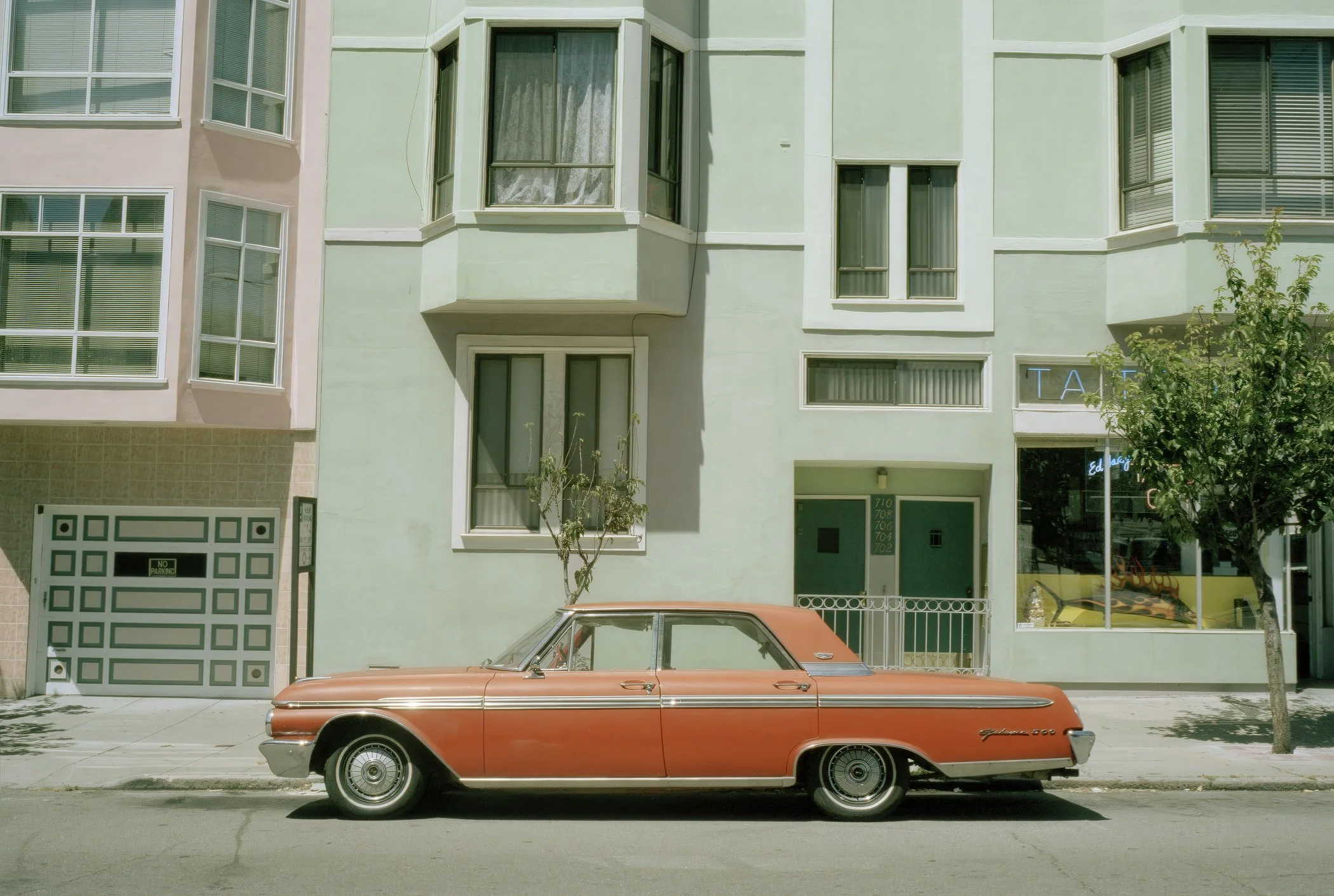 frisco_sedan.jpg
