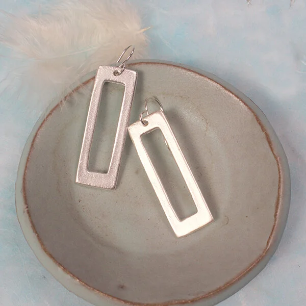 SilverRecEarrings600.jpg