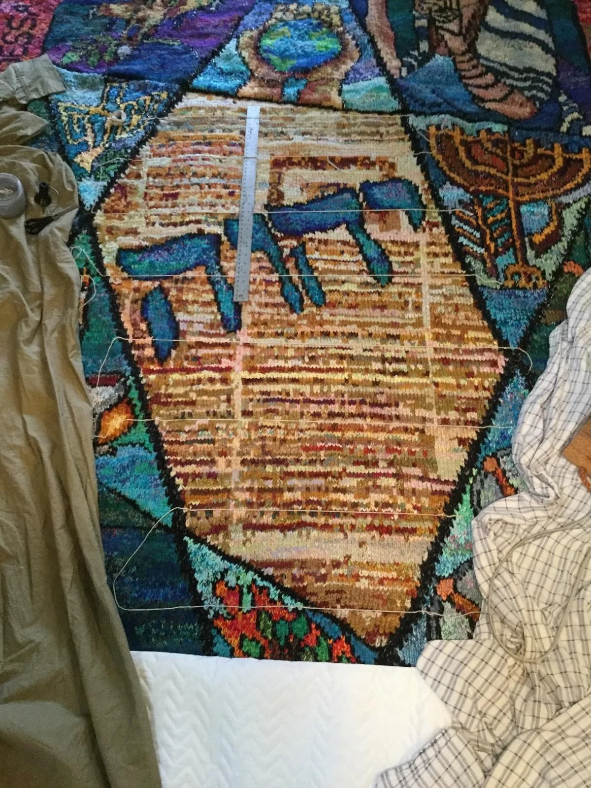 12. Horiztonal grid added to Judaic Tapestry.jpg