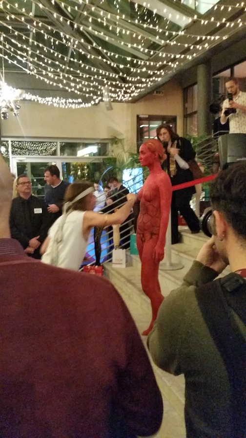 The Interpoma 2016 International Apple Trade Show commemorated its 10th anniversary by hosting a series of celebratory events in Bolzano. On Thursday, a fashion show and bodypainting performance were held at the Sheraton.