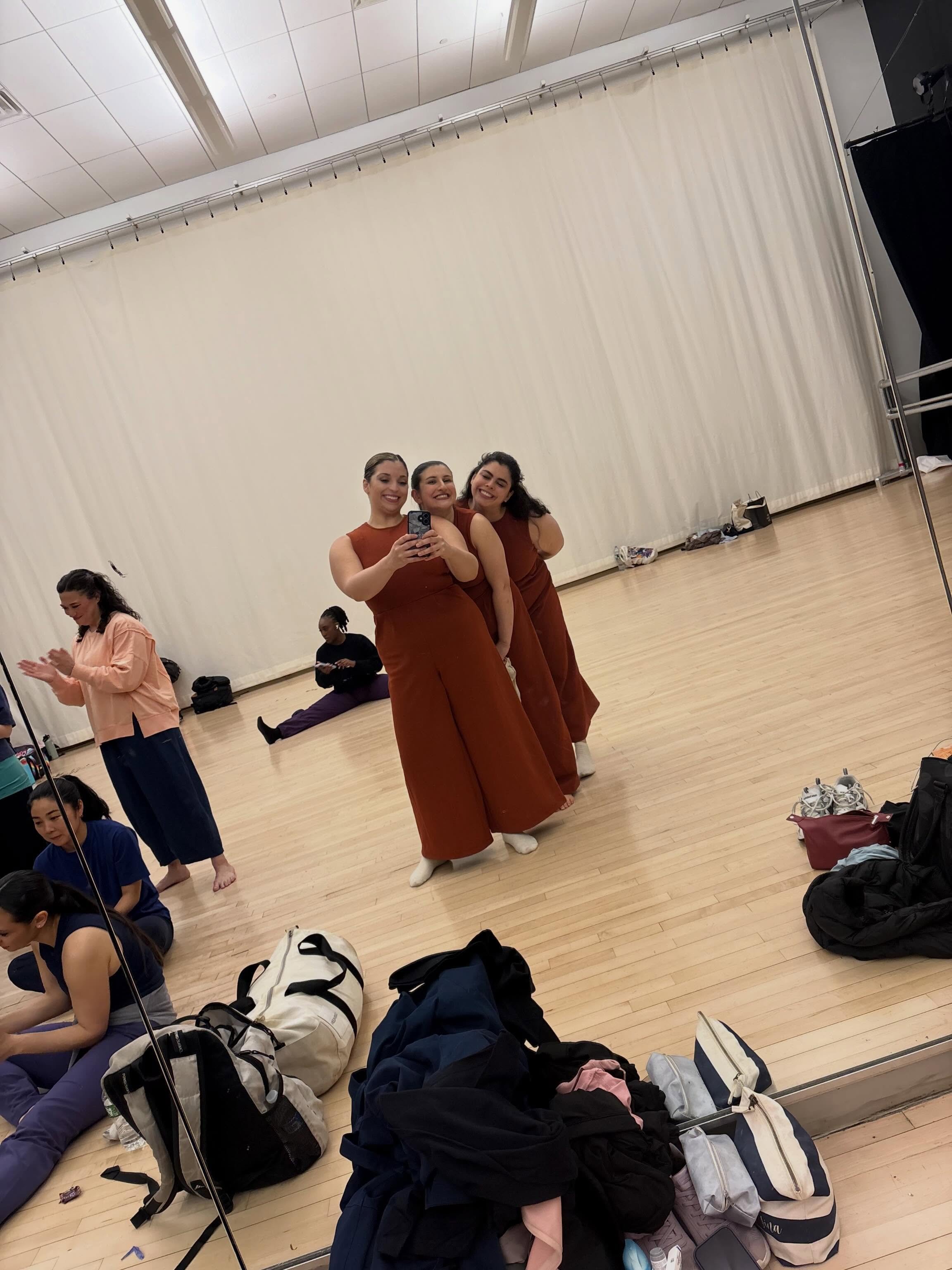 A moment for the rebirth of our company with an old piece that inspired it all, Kitchen (2016) @_ginamariee_ @ovillalbaaa @_jess_lewis_sarpola thanks for having us Dance Educators Collaborative Concert! We are so grateful to our families and friends 