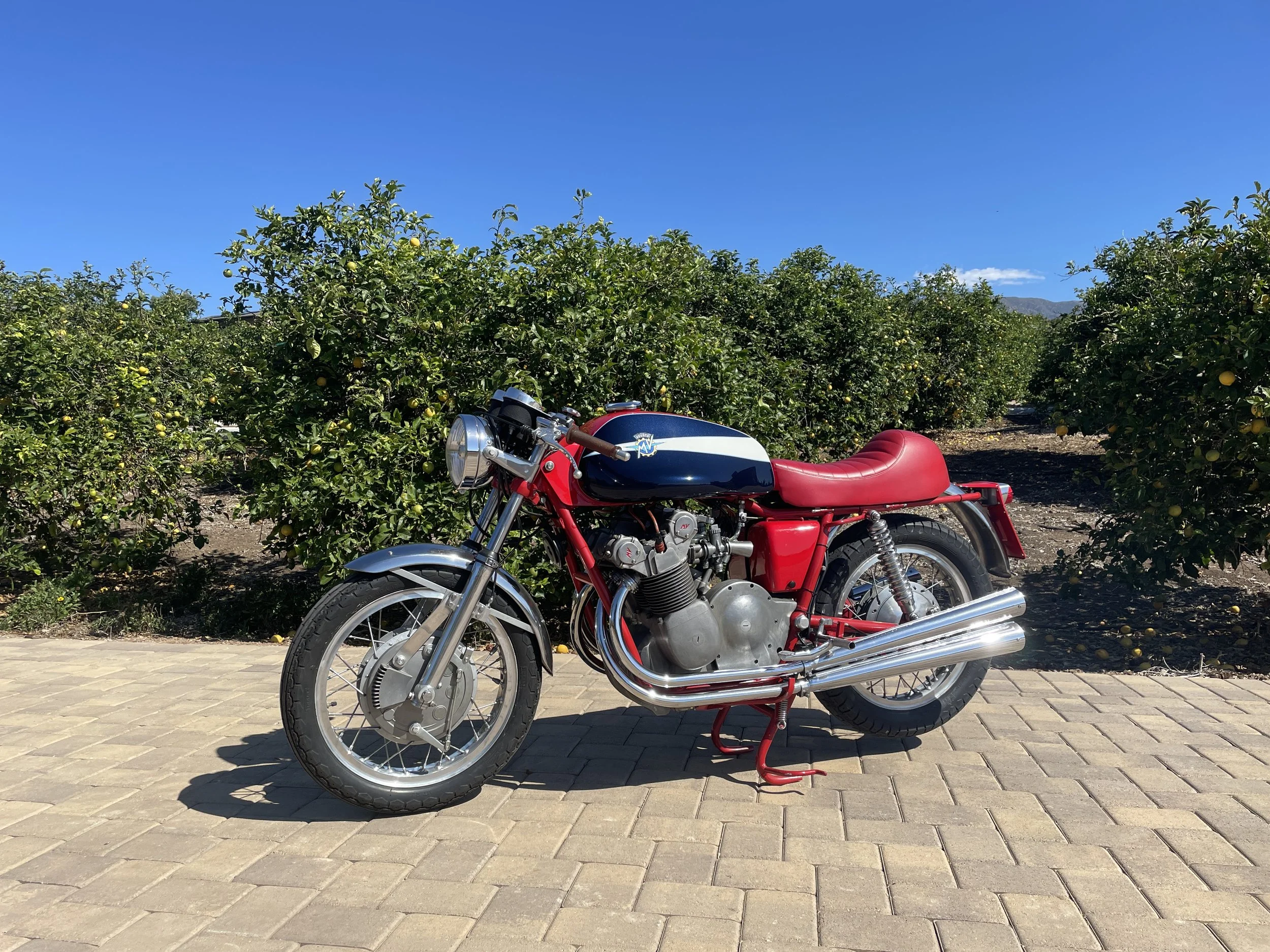 MV Agusta 750 Sport_2.JPG