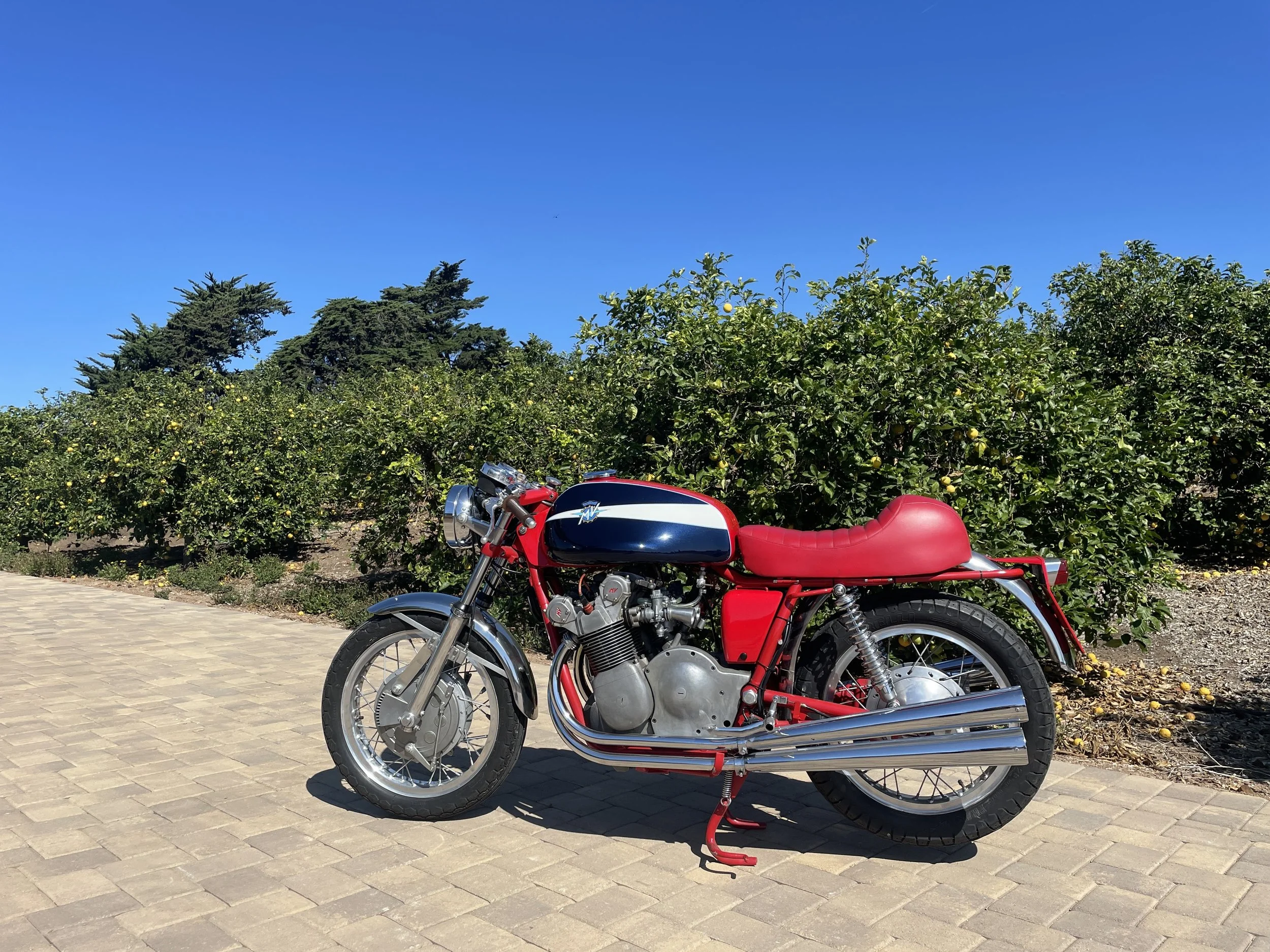 MV Agusta 750 Sport_4.JPG