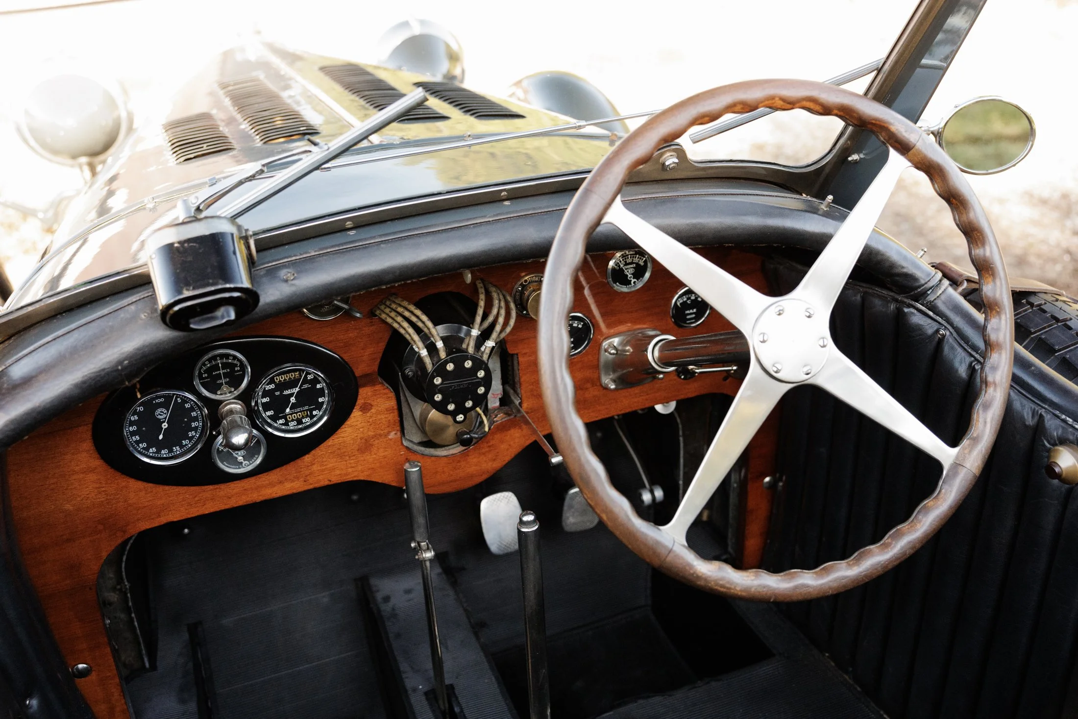 1927 Bugatti Type 43_14.jpg