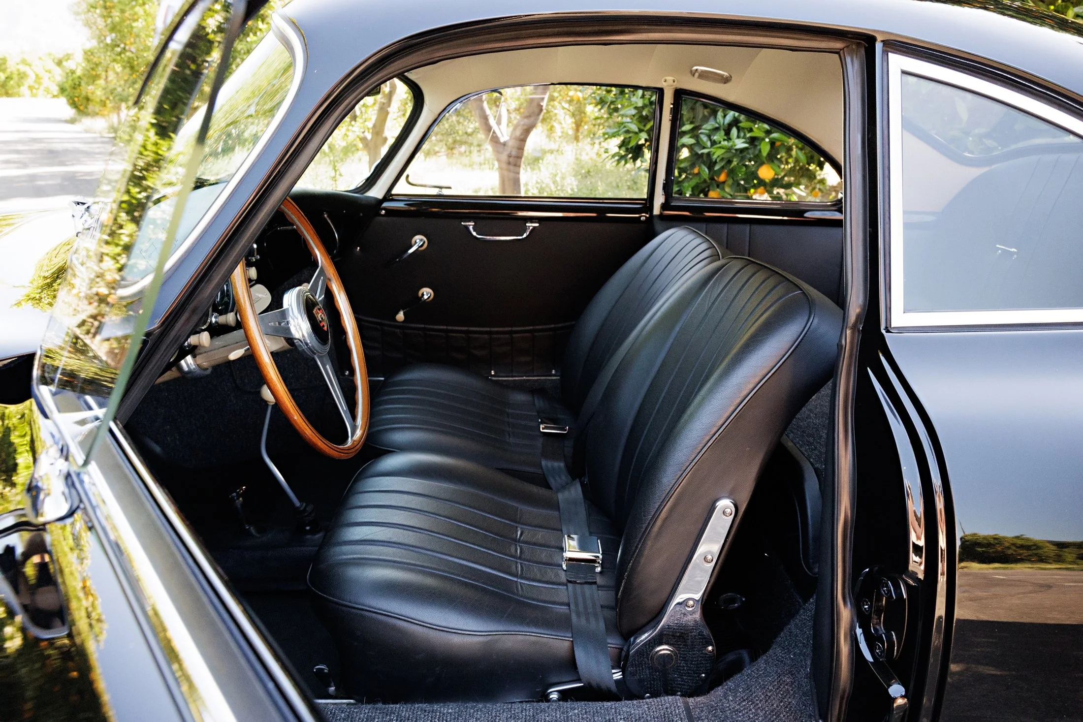 1959_Porsche_365A_11.jpg