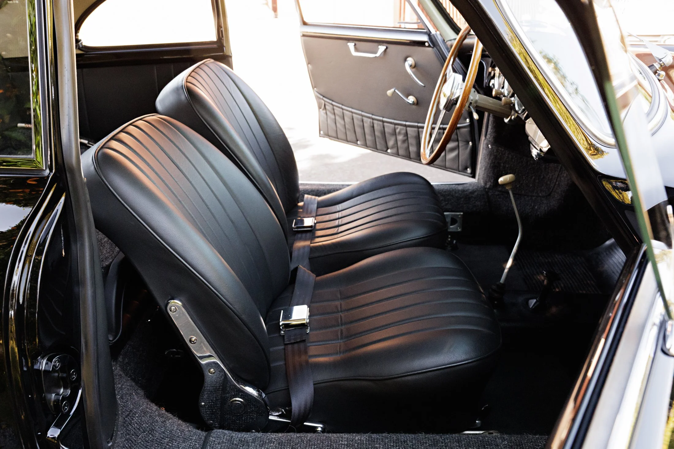 1959_Porsche_365A_13.jpg