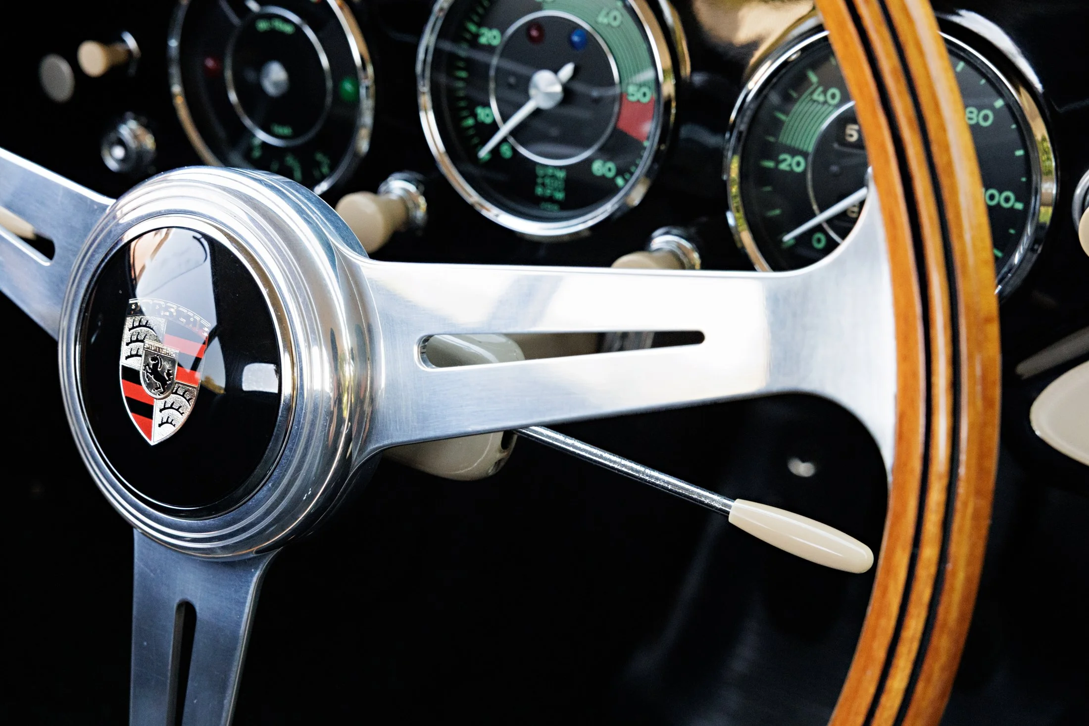 1959_Porsche_365A_14.jpg