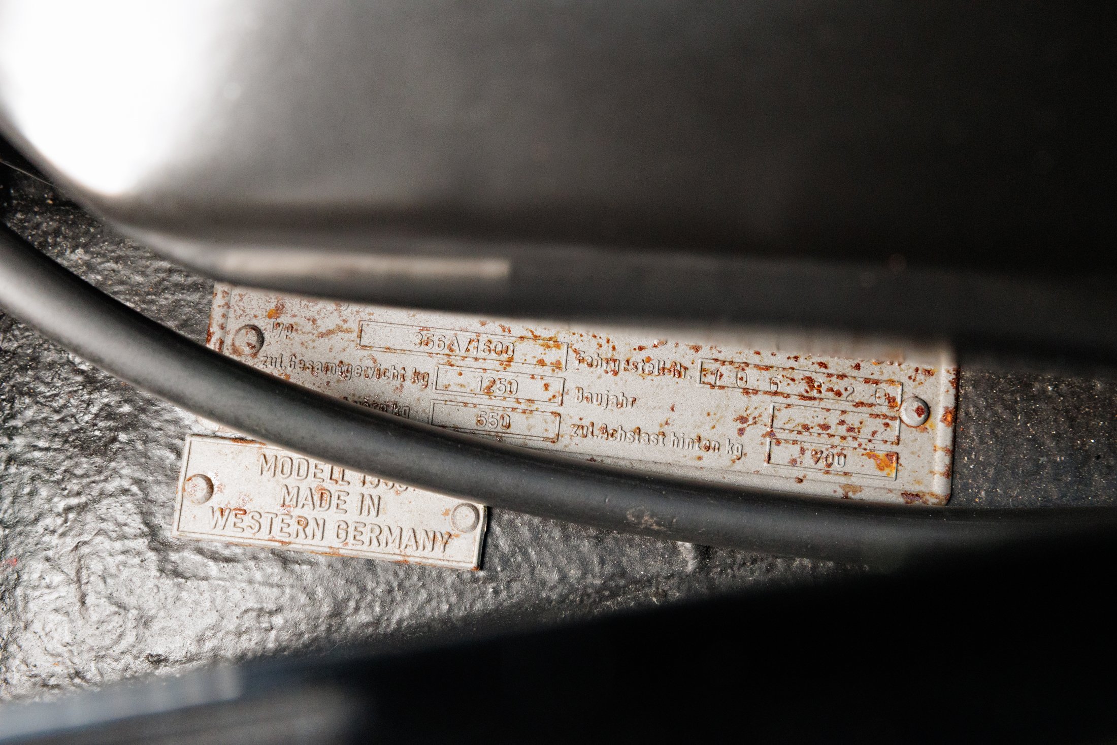 1959_Porsche_365A_30.jpg