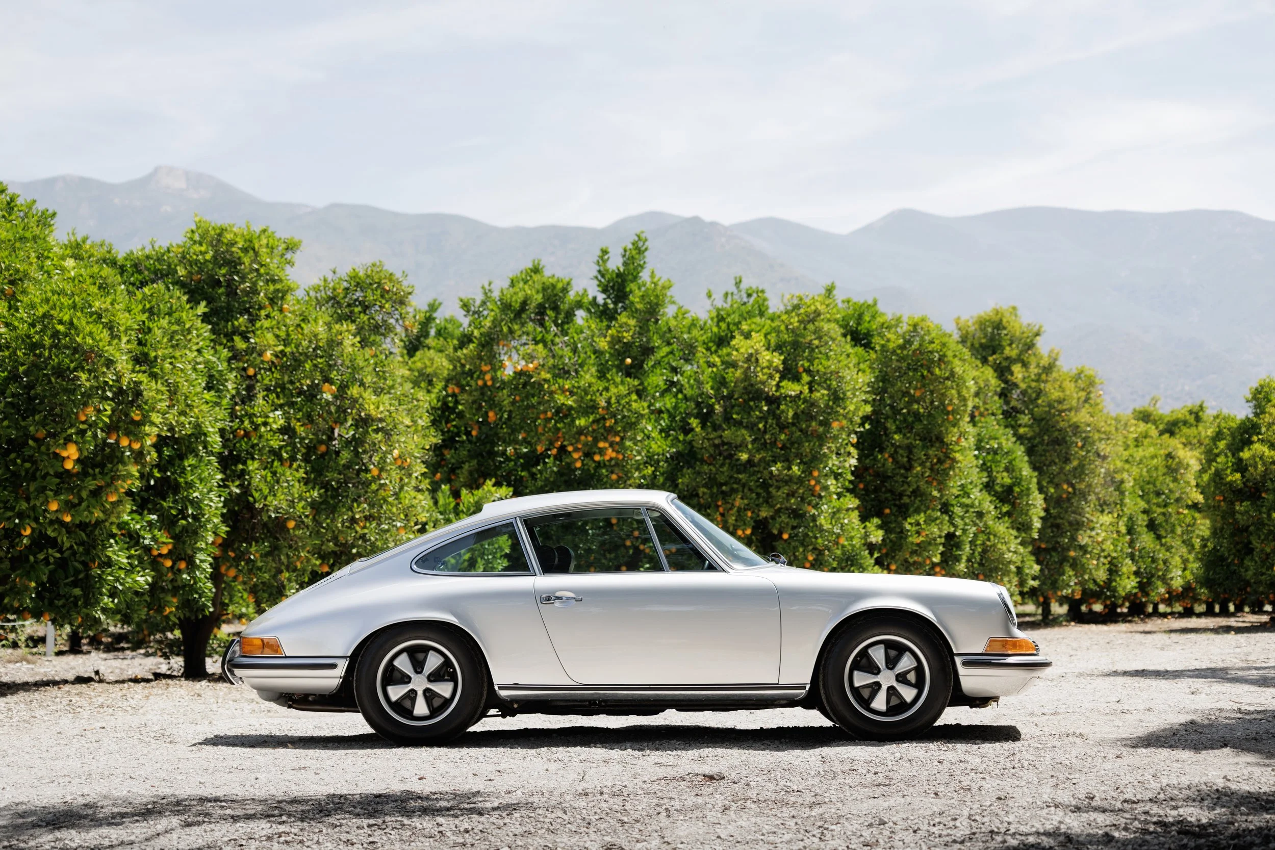 1969_Porsche_911S_6.jpg