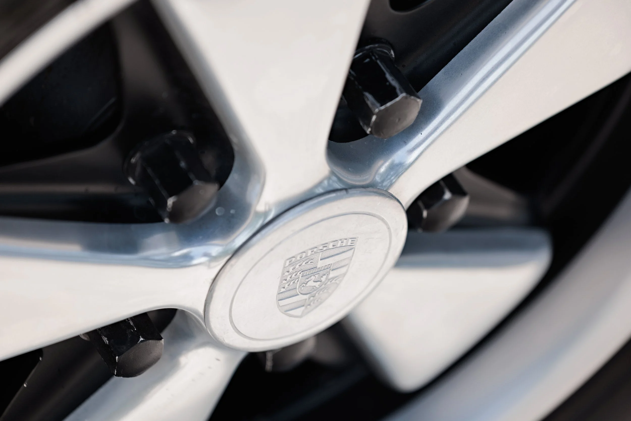 1969_Porsche_911S_21.jpg