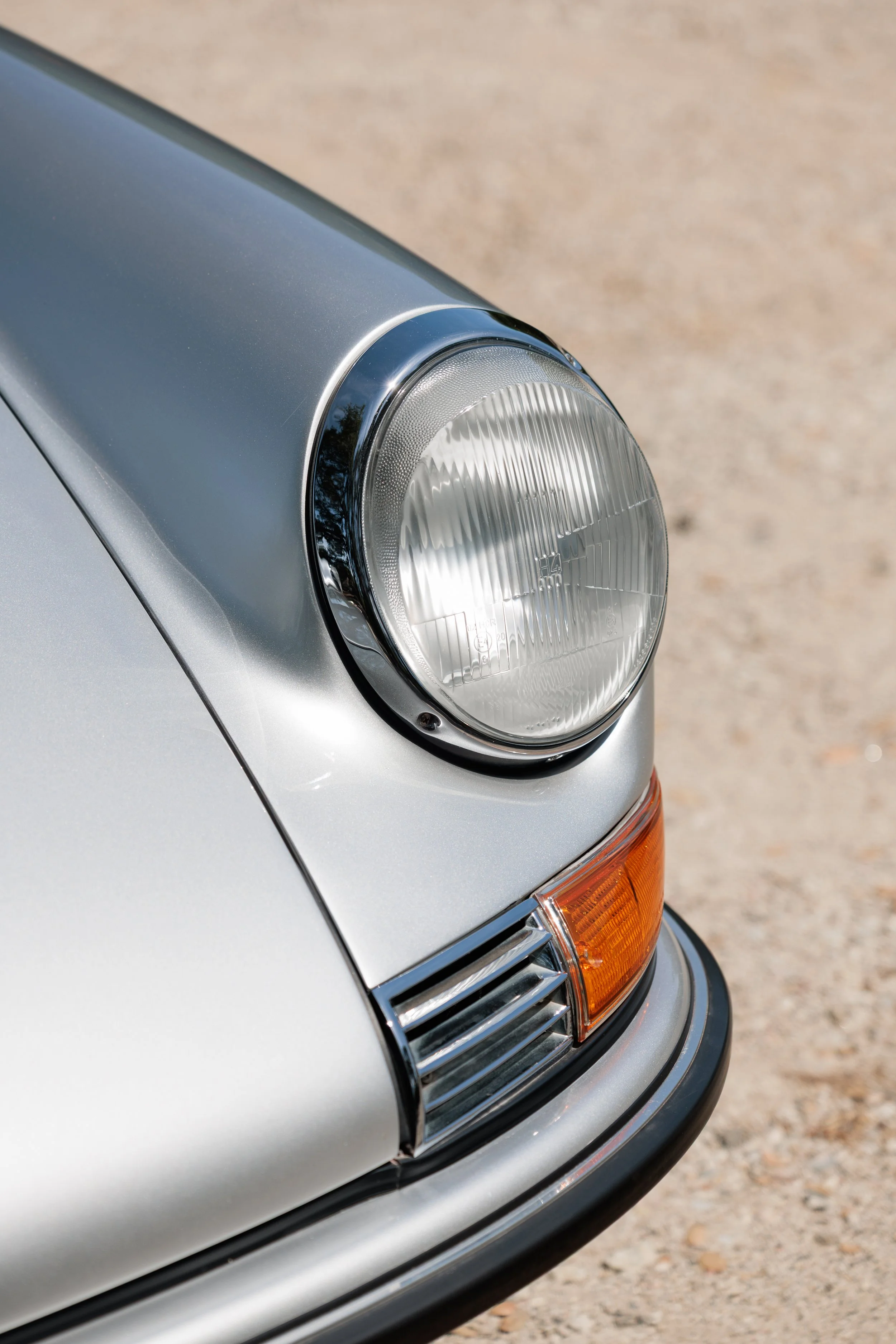 1969_Porsche_911S_22.jpg