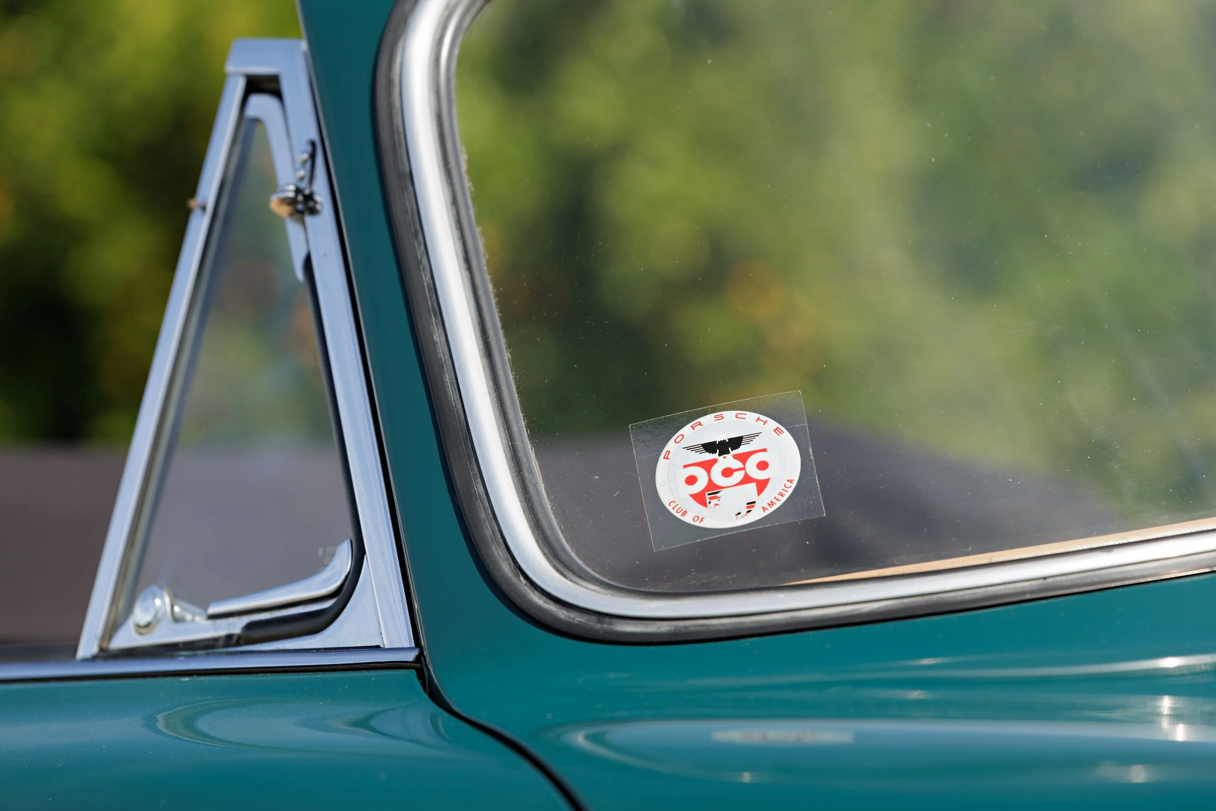 1961_Porsche_356B_Cab_29.jpg