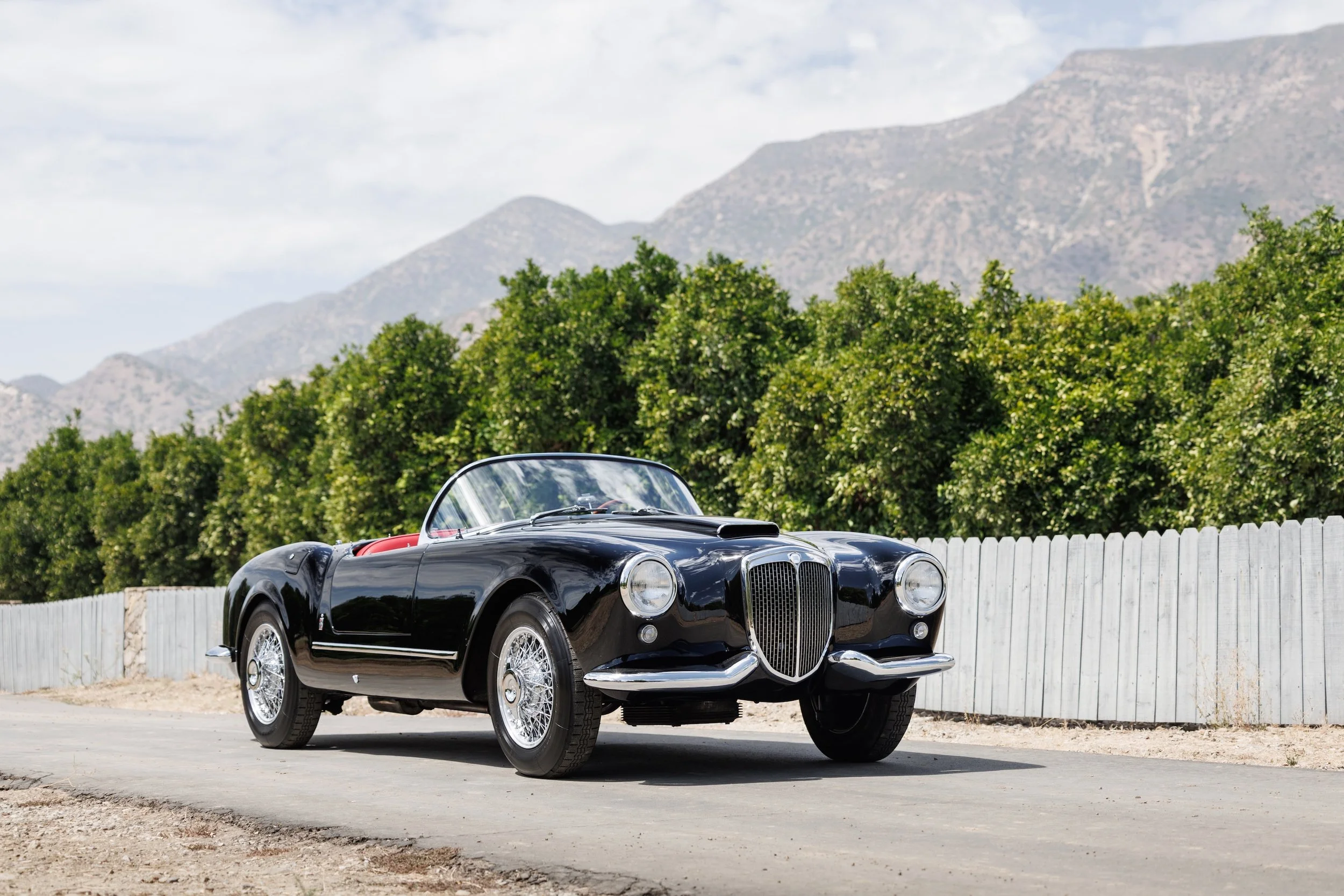 Lancia B24S Spider America_2.jpg