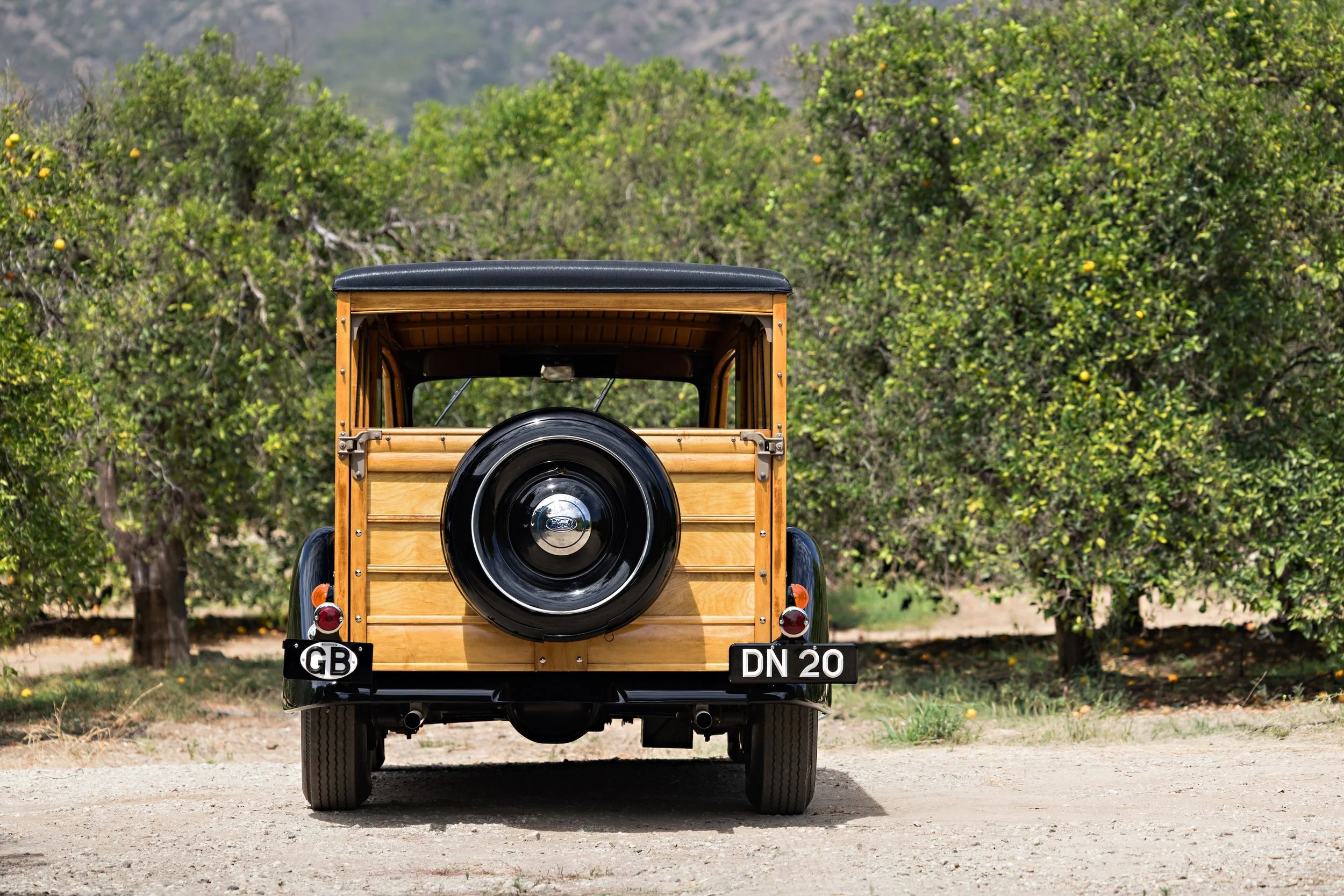 1936_Ford_Woody_6.jpg