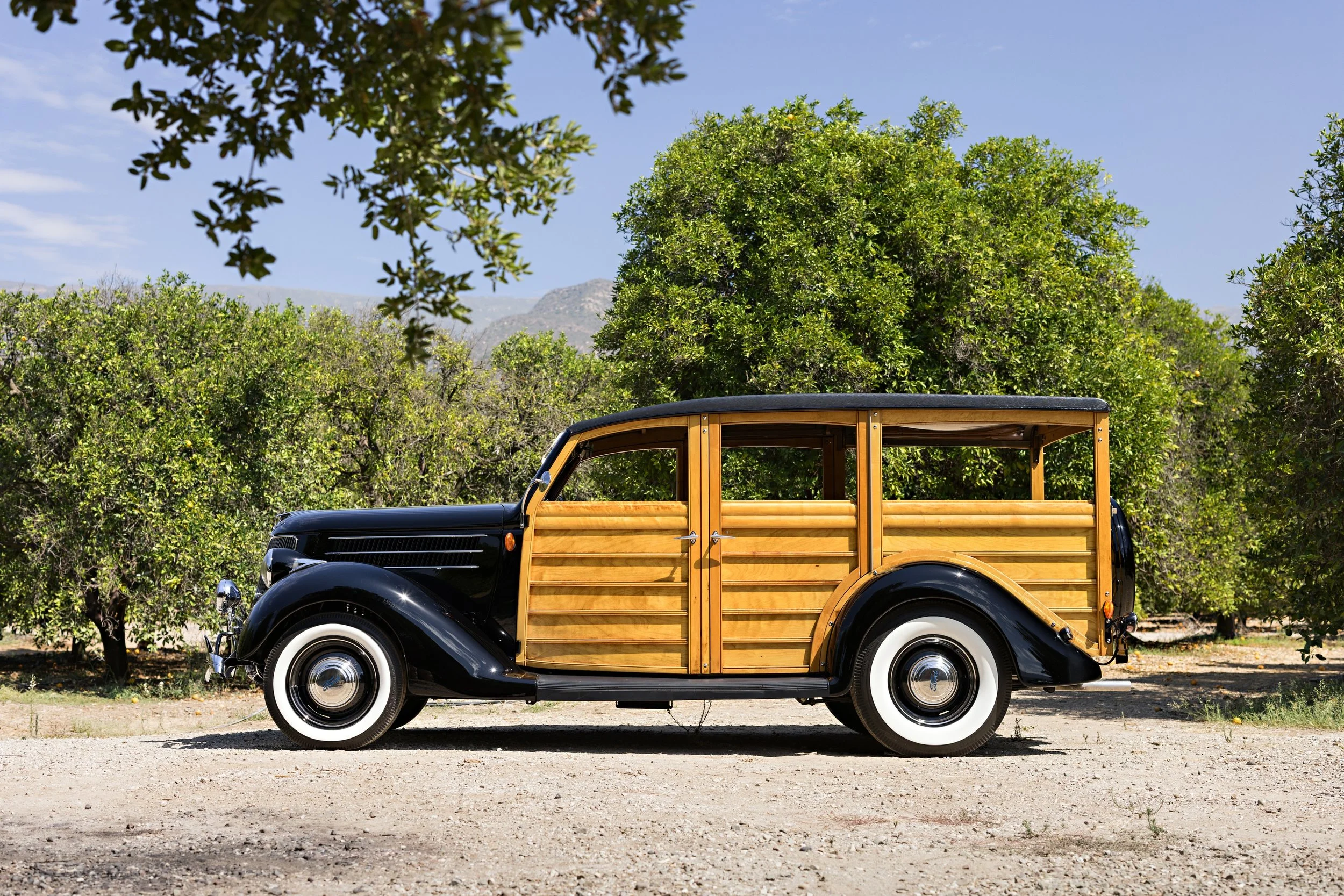1936_Ford_Woody_5.jpg
