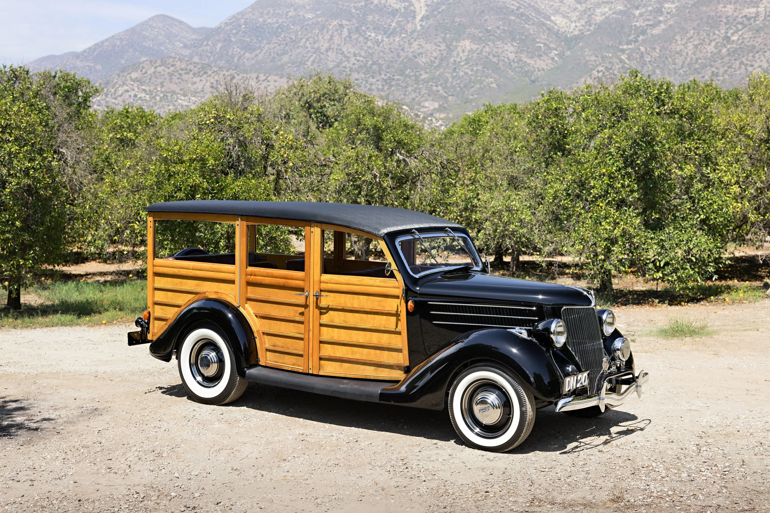 1936_Ford_Woody_9.jpg