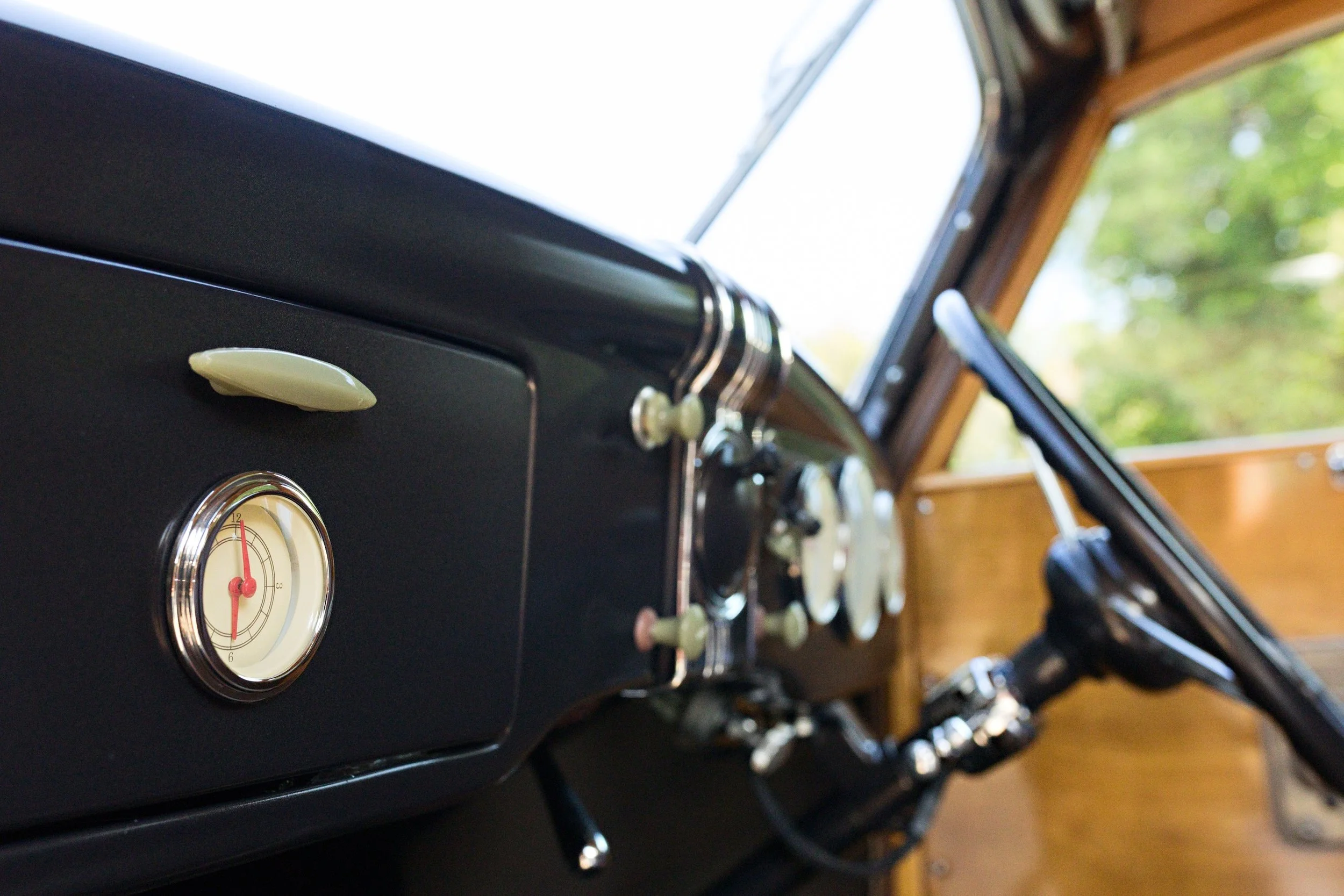 1936_Ford_Woody_14.jpg