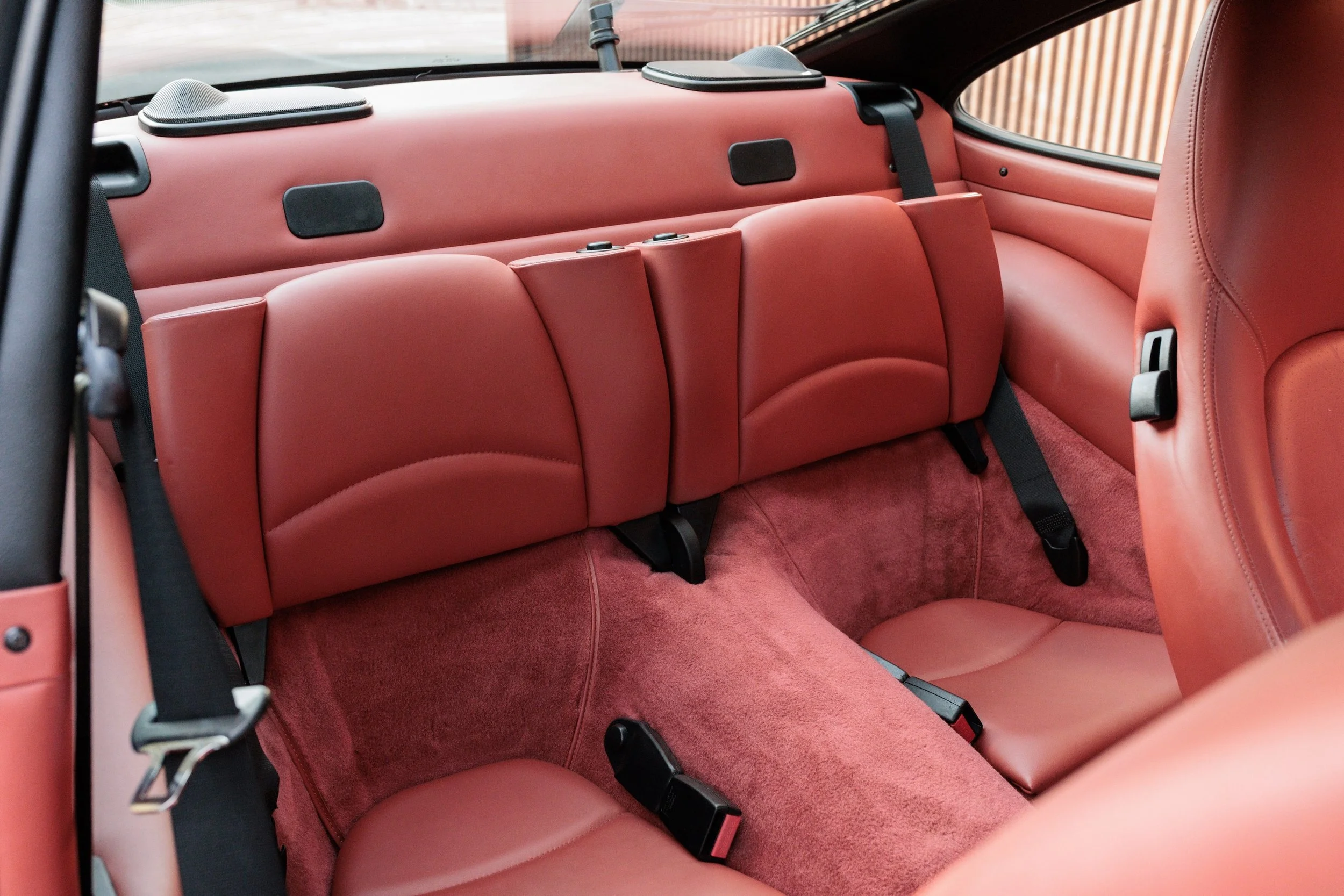 1998 Porsche 993 C2S_12.jpg