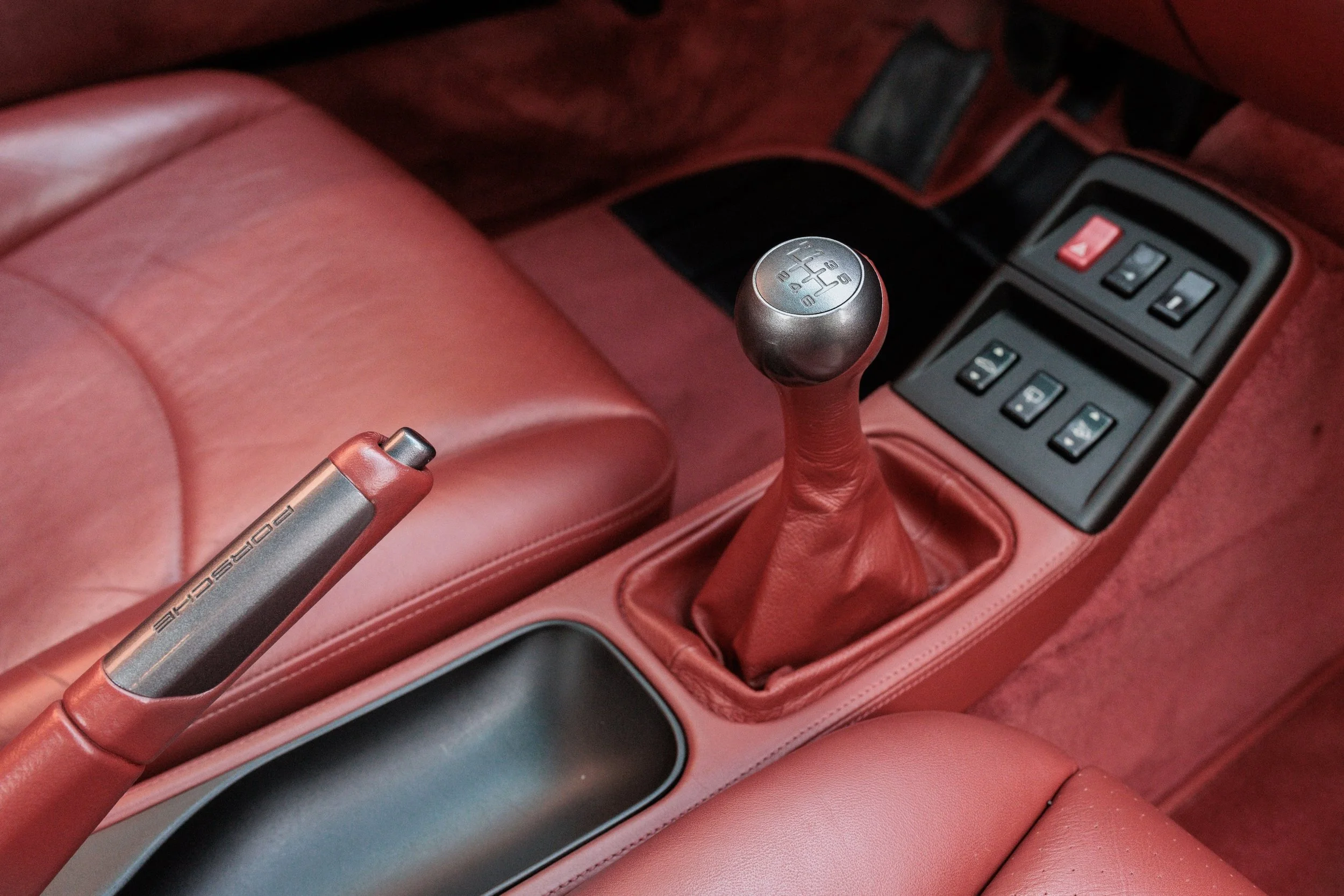 1998 Porsche 993 C2S_13.jpg