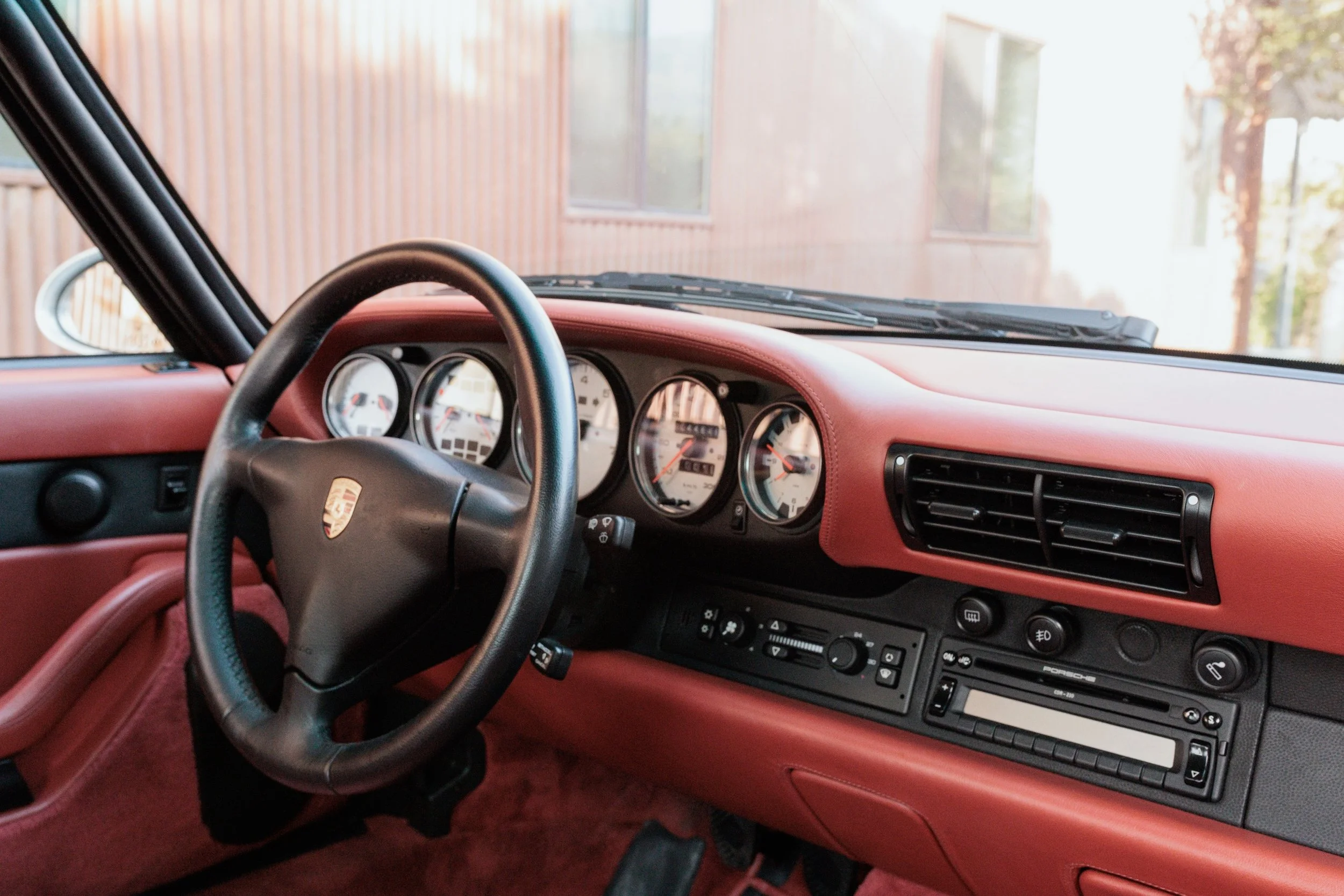 1998 Porsche 993 C2S_14.jpg
