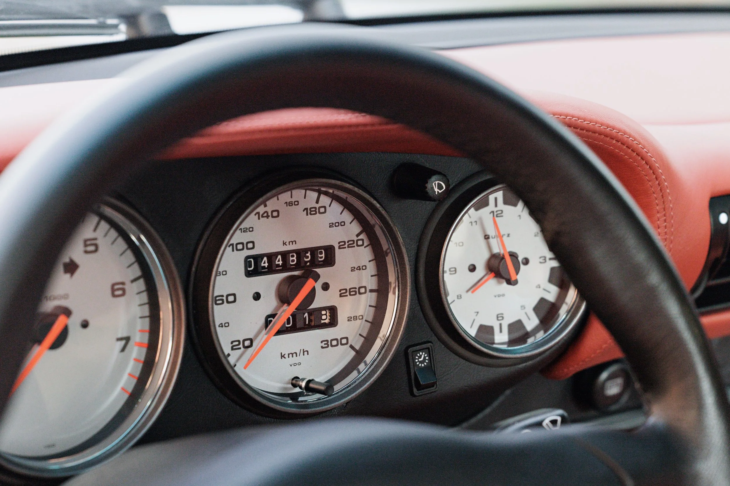 1998 Porsche 993 C2S_17.jpg